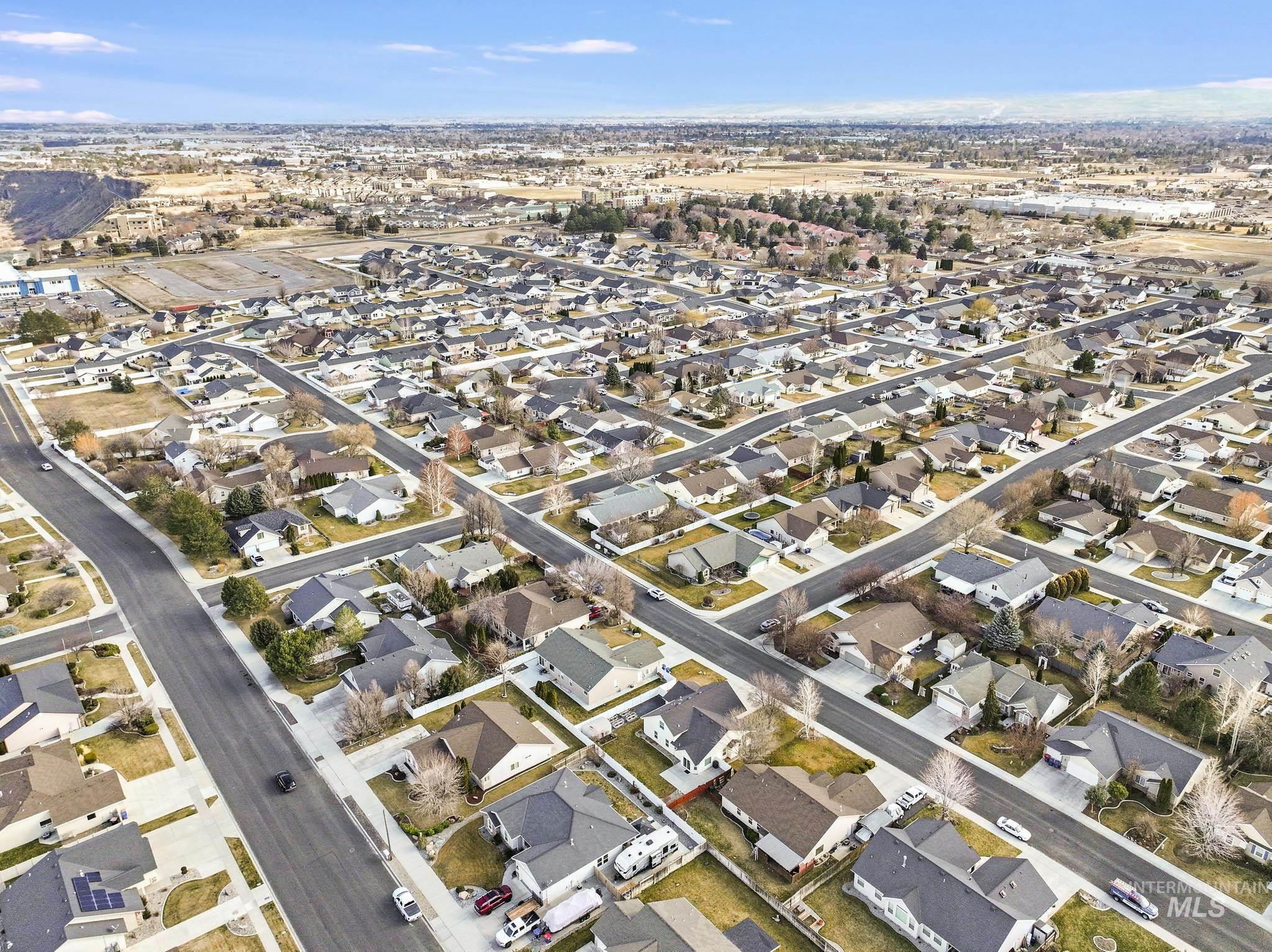 420 Shadetree Trail, Twin Falls, Idaho 83301, 3 Bedrooms, 2.5 Bathrooms, Residential For Sale, Price $459,900, 98974843