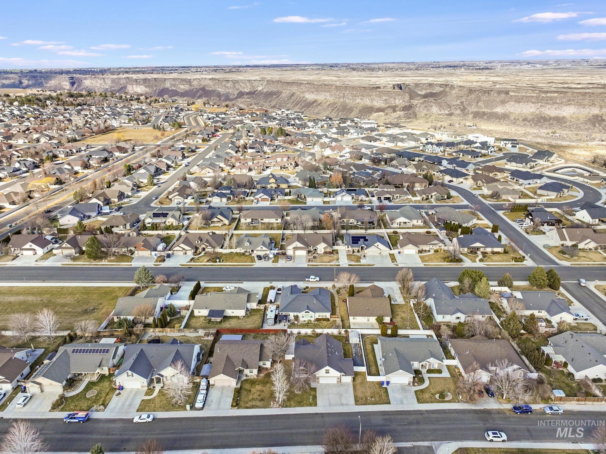 420 Shadetree Trail, Twin Falls, Idaho 83301, 3 Bedrooms, 2.5 Bathrooms, Residential For Sale, Price $459,900, 98974843