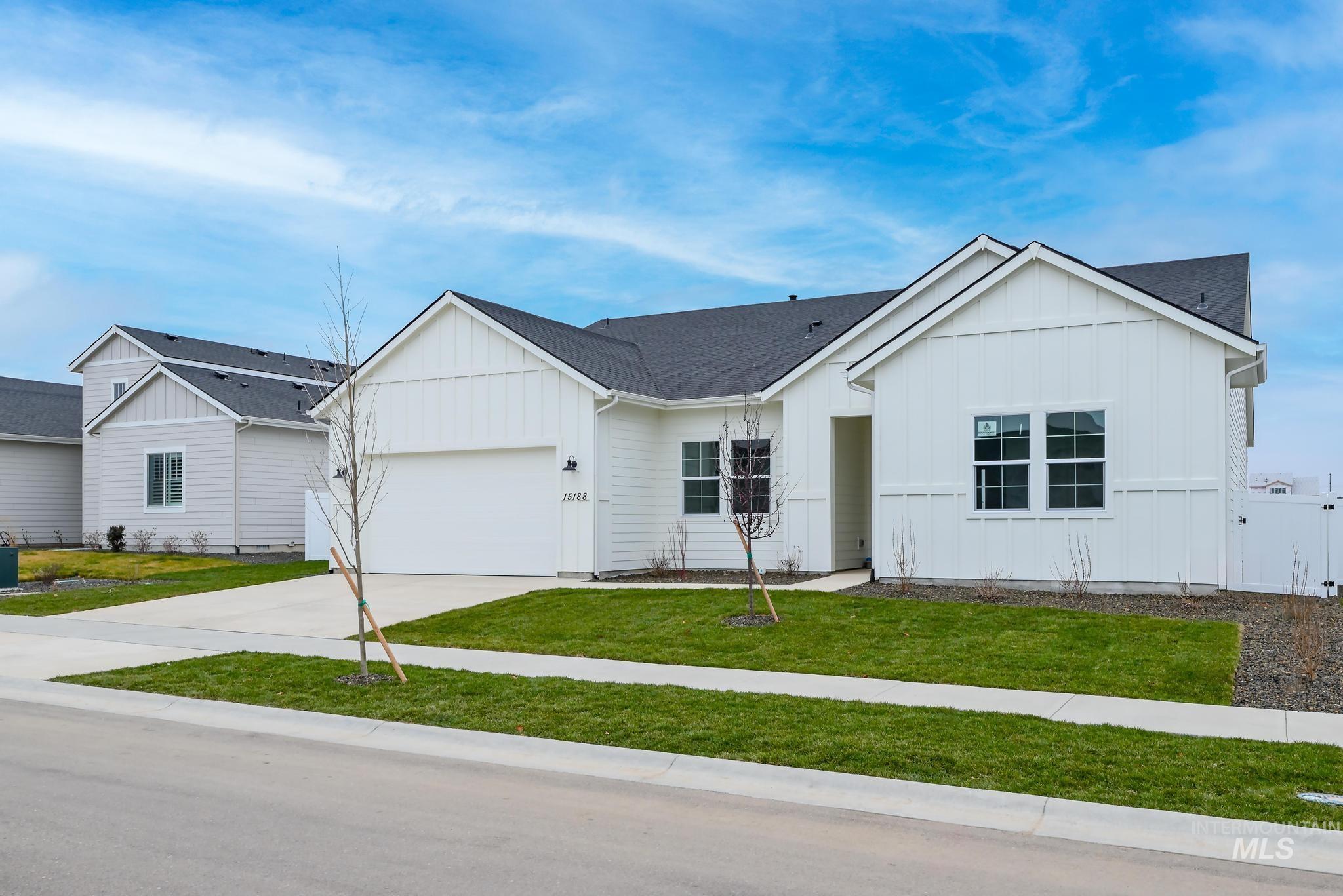 15188 Steel Cloud Ave, Caldwell, Idaho 83607, 3 Bedrooms, 2.5 Bathrooms, Residential For Sale, Price $579,000,MLS 98974844