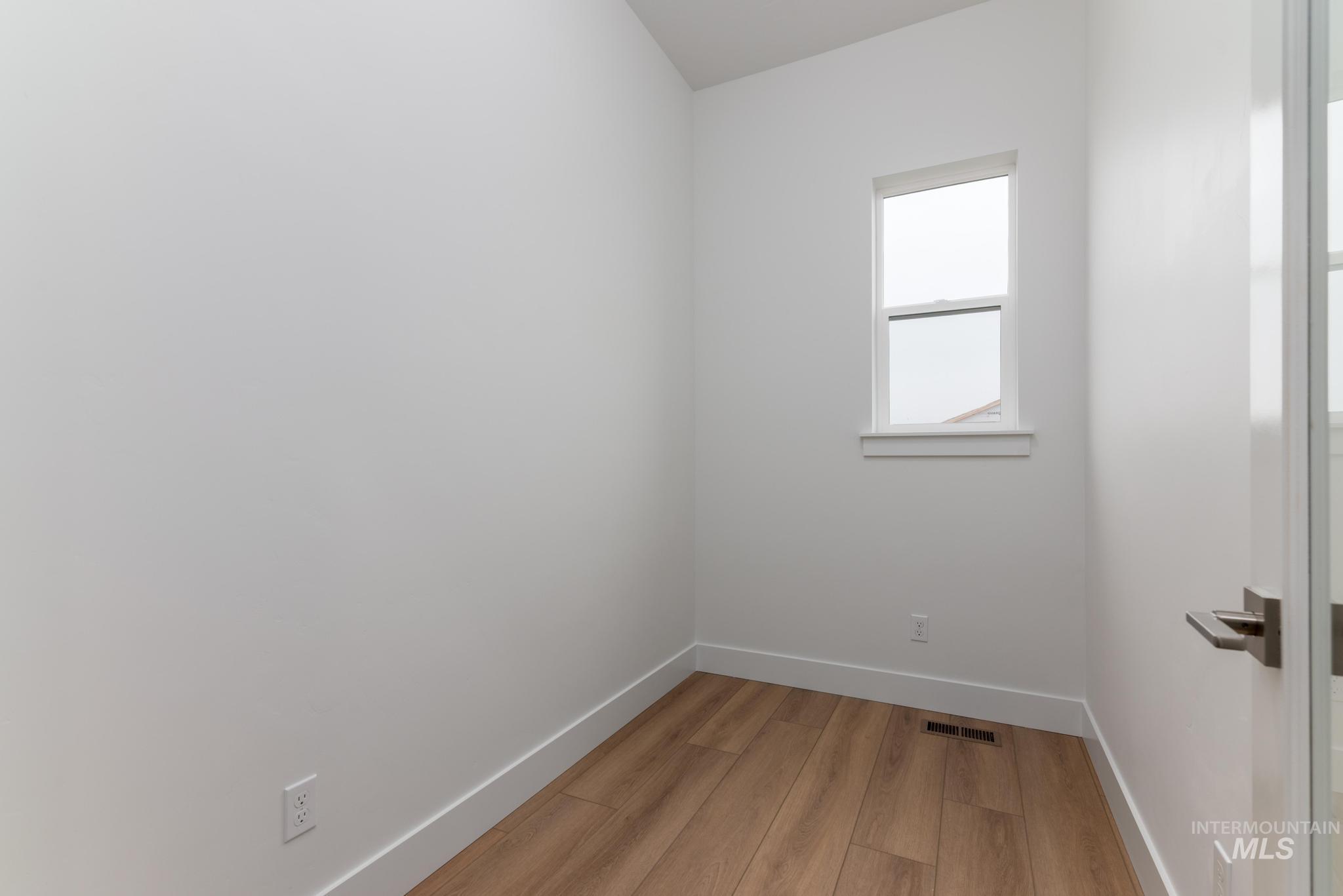 15188 Steel Cloud Ave, Caldwell, Idaho 83607, 3 Bedrooms, 2.5 Bathrooms, Residential For Sale, Price $579,000,MLS 98974844