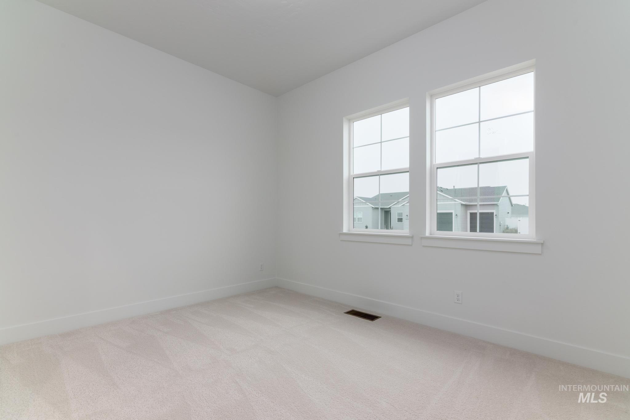 15188 Steel Cloud Ave, Caldwell, Idaho 83607, 3 Bedrooms, 2.5 Bathrooms, Residential For Sale, Price $579,000,MLS 98974844