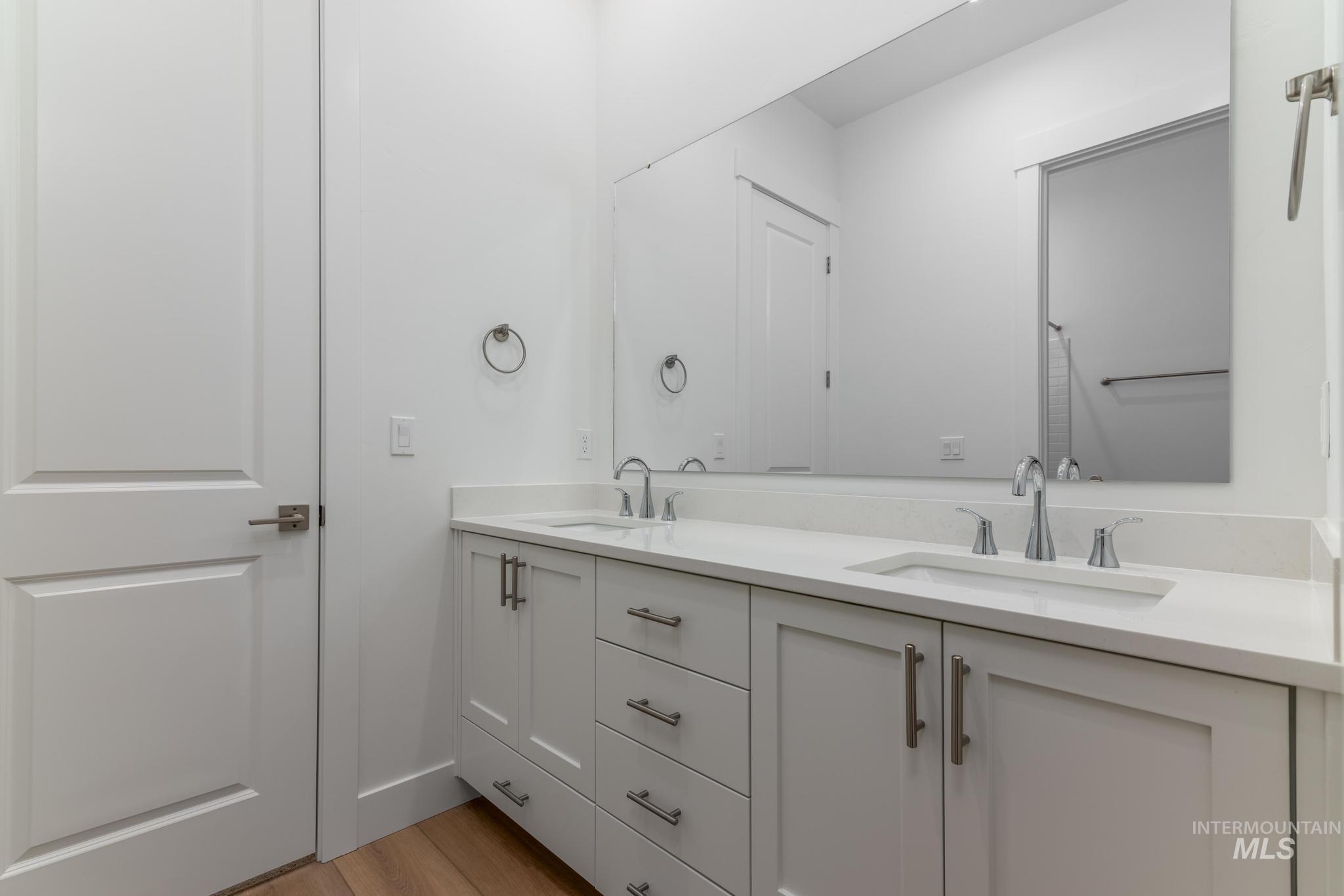 15188 Steel Cloud Ave, Caldwell, Idaho 83607, 3 Bedrooms, 2.5 Bathrooms, Residential For Sale, Price $579,000,MLS 98974844