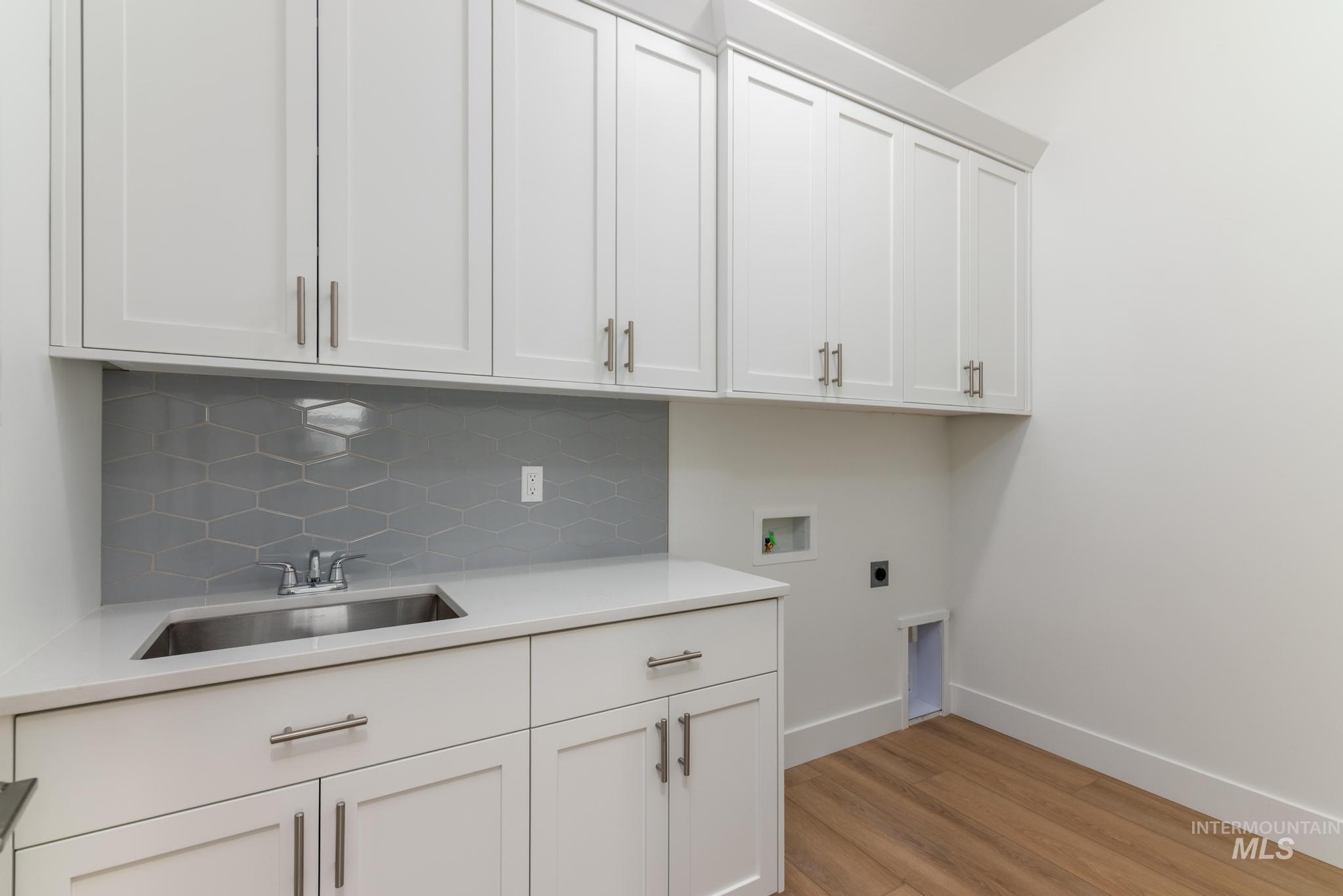 15188 Steel Cloud Ave, Caldwell, Idaho 83607, 3 Bedrooms, 2.5 Bathrooms, Residential For Sale, Price $579,000,MLS 98974844