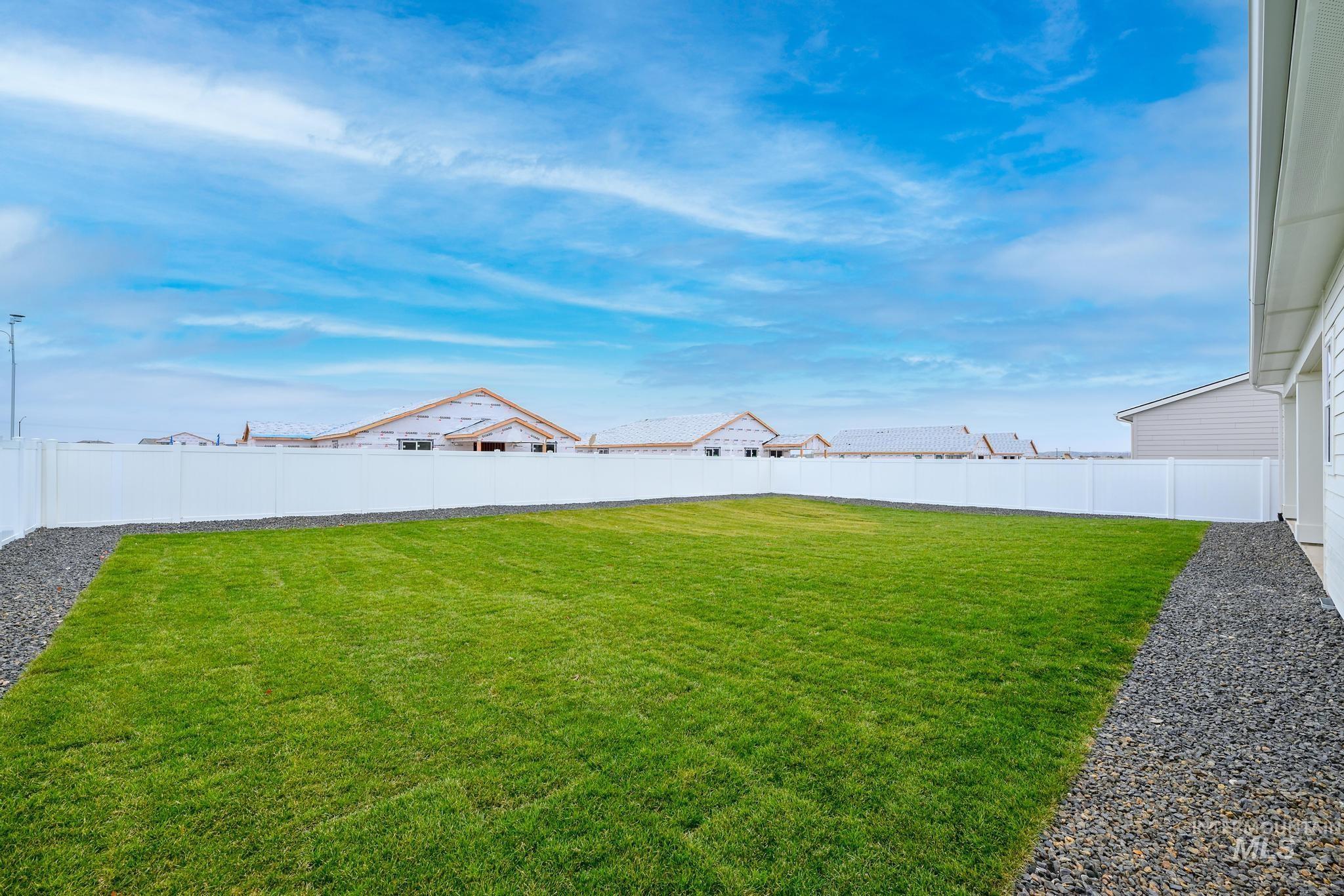 15188 Steel Cloud Ave, Caldwell, Idaho 83607, 3 Bedrooms, 2.5 Bathrooms, Residential For Sale, Price $579,000,MLS 98974844