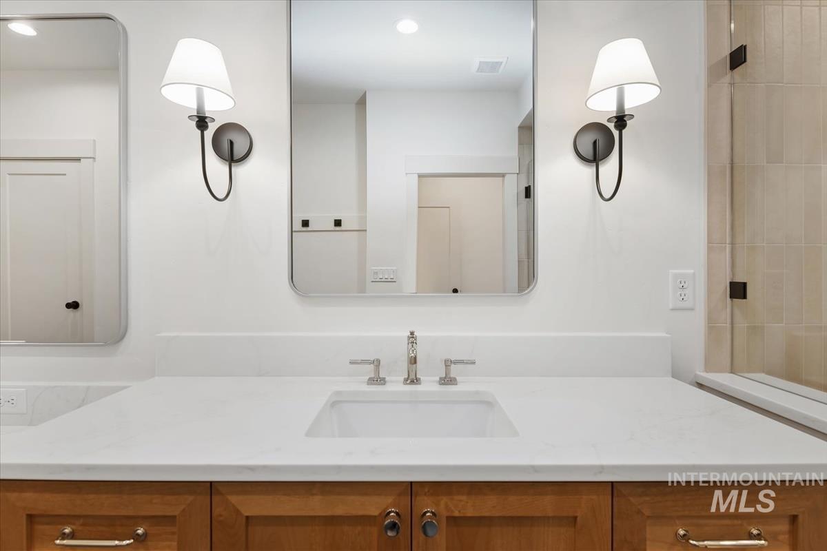 3300 N 39th St, Boise, Idaho 83703, 4 Bedrooms, 3 Bathrooms, Residential For Sale, Price $1,238,000,MLS 98974846