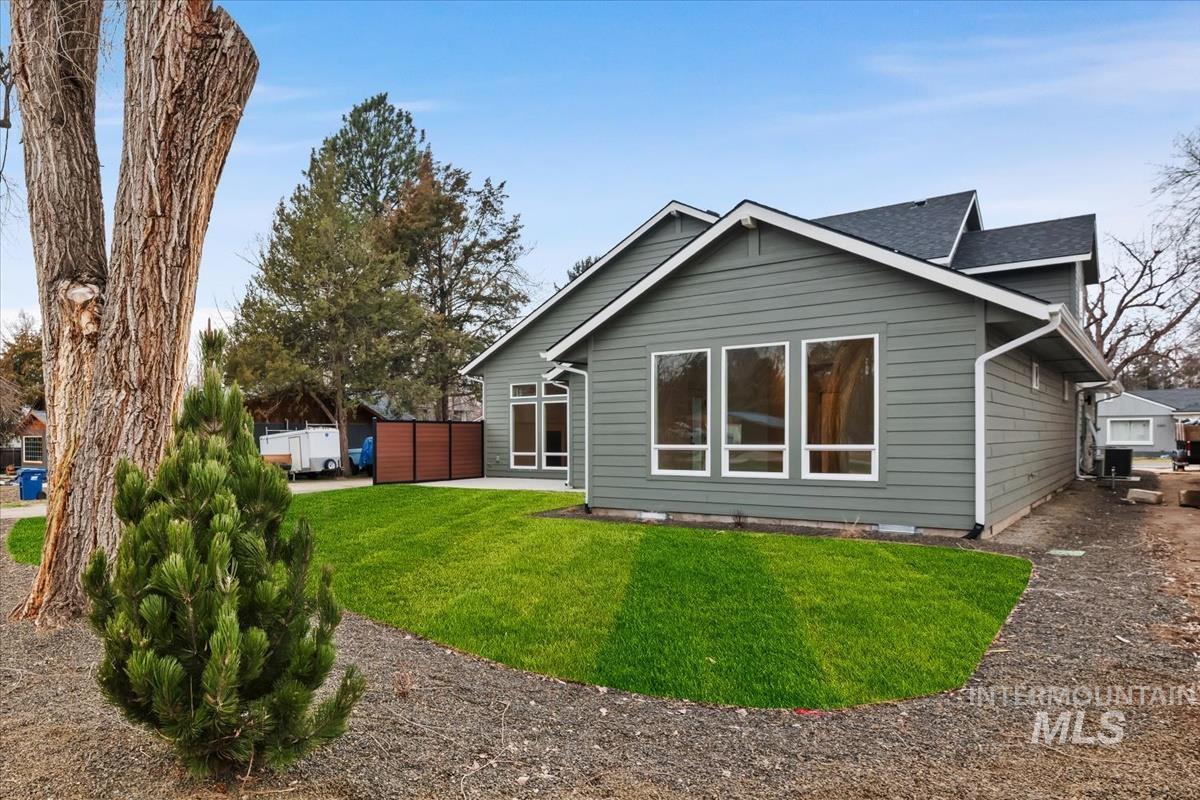 3300 N 39th St, Boise, Idaho 83703, 4 Bedrooms, 3 Bathrooms, Residential For Sale, Price $1,238,000,MLS 98974846