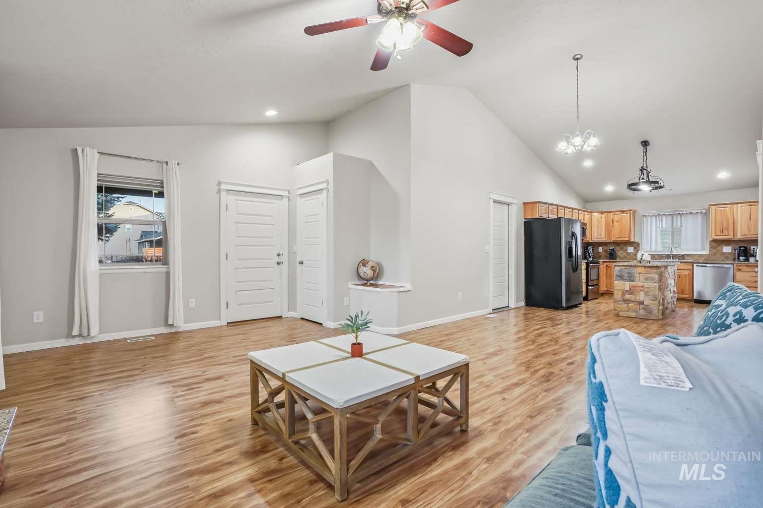 16439 N Driver St, Nampa, Idaho 83687, 3 Bedrooms, 2 Bathrooms, Residential For Sale, Price $379,999,MLS 98974848