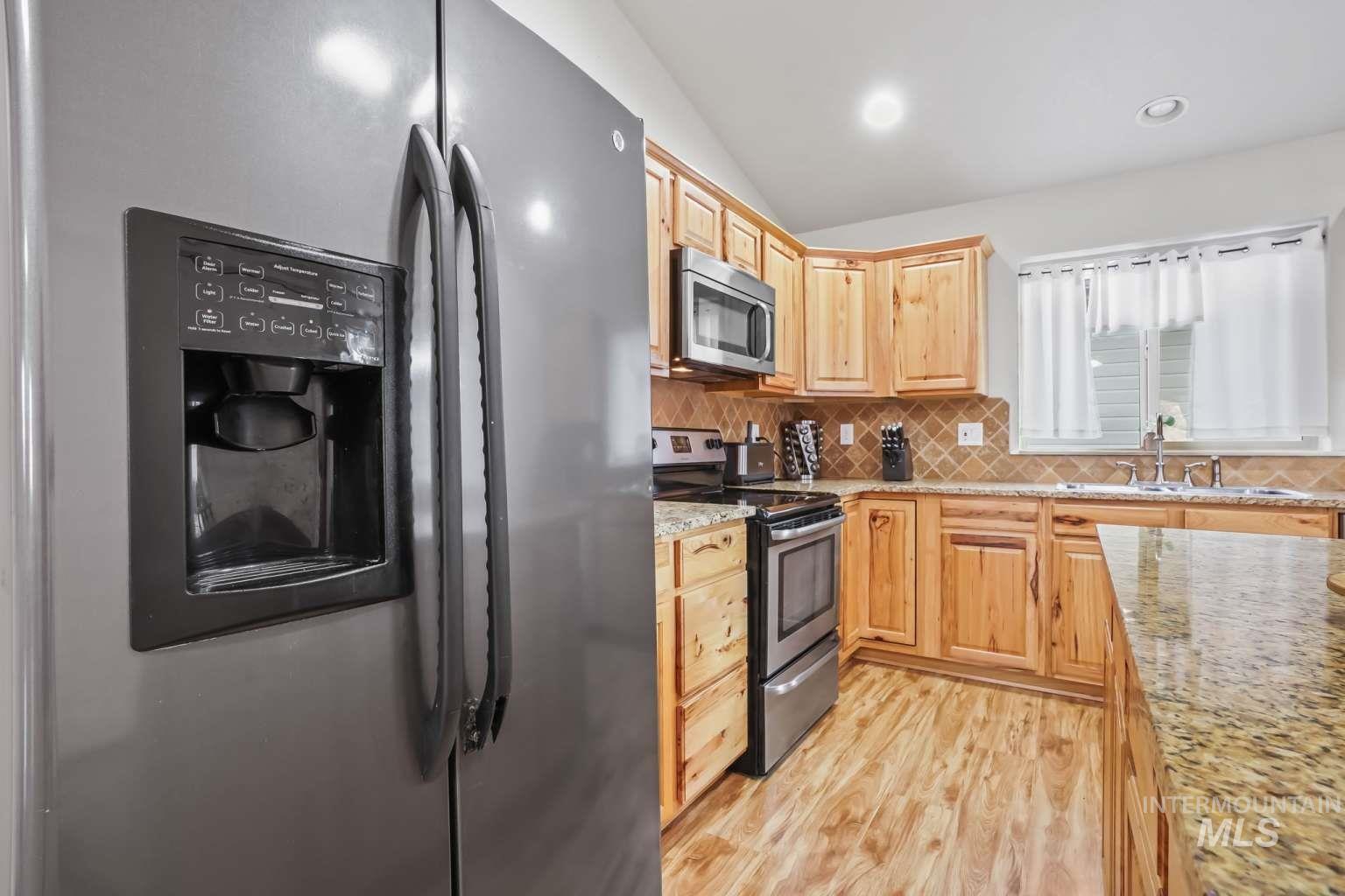 16439 N Driver St, Nampa, Idaho 83687, 3 Bedrooms, 2 Bathrooms, Residential For Sale, Price $379,999,MLS 98974848