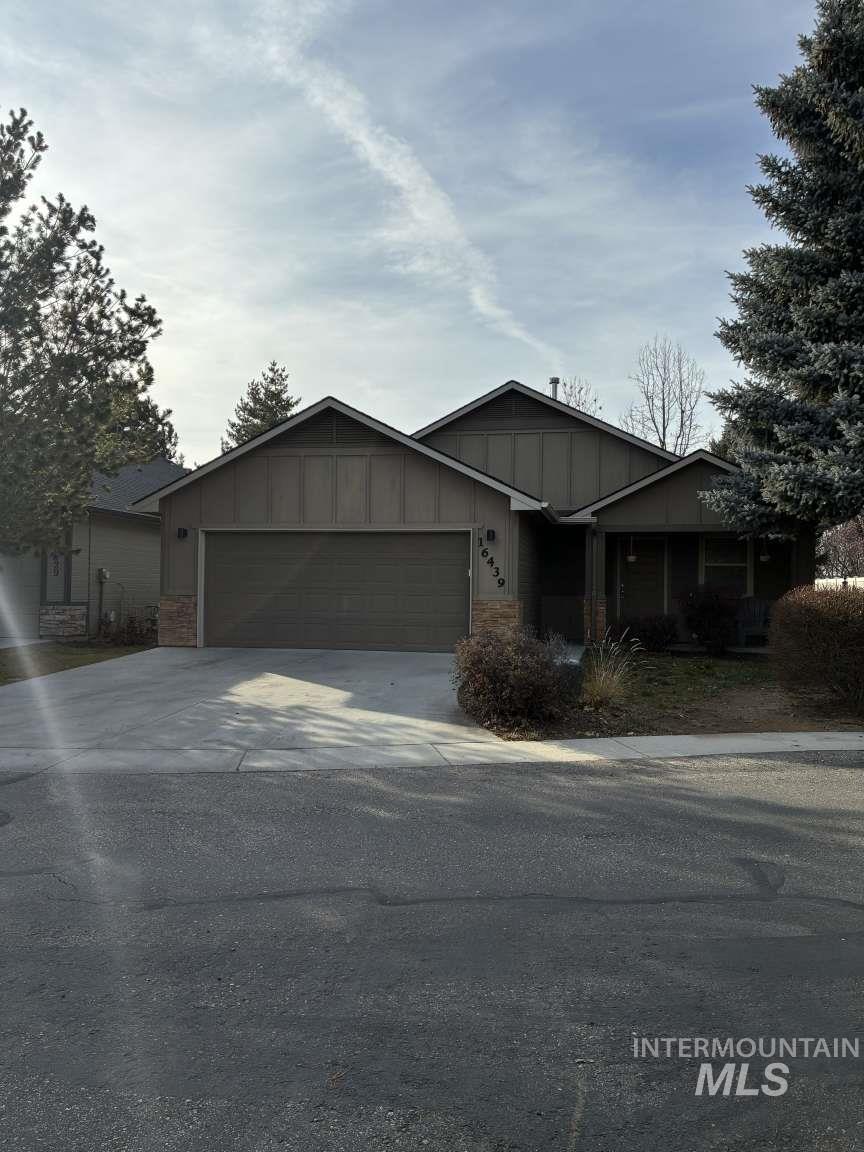 16439 N Driver St, Nampa, Idaho 83687, 3 Bedrooms, 2 Bathrooms, Residential For Sale, Price $389,999,MLS 98974848