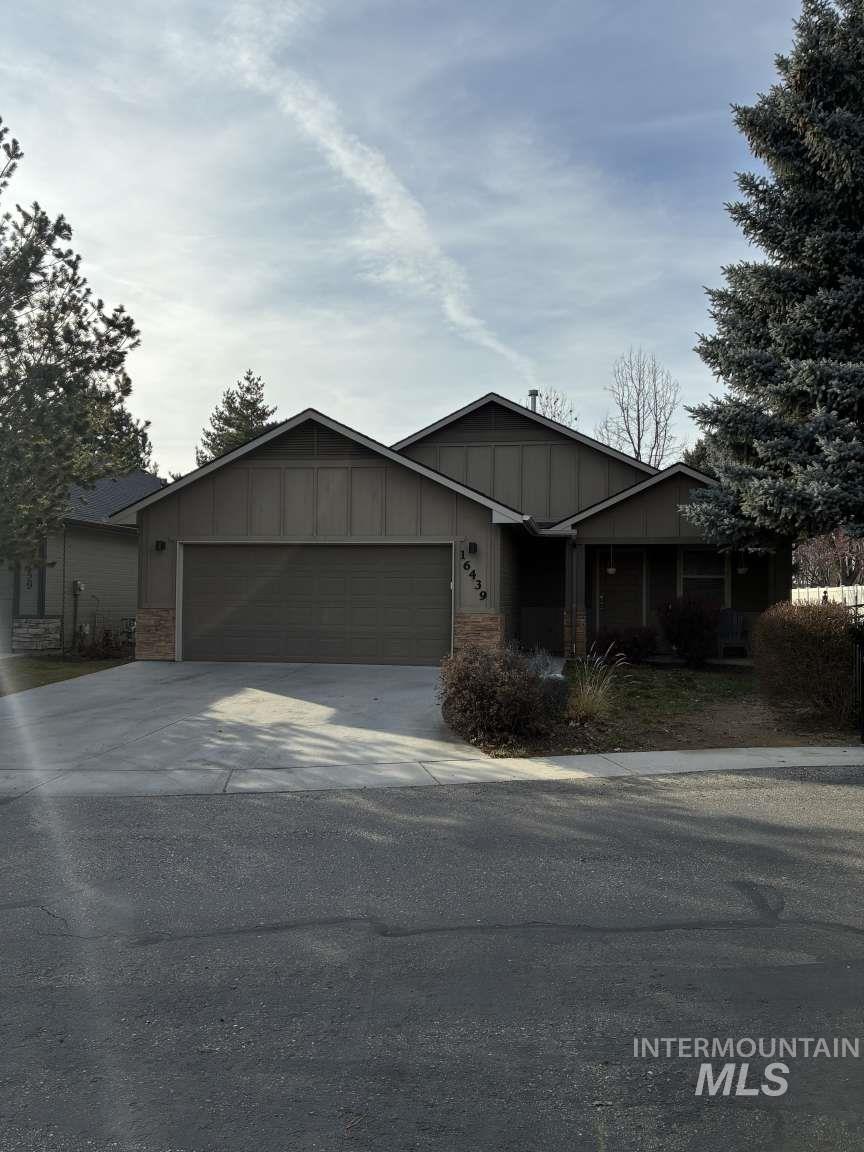 16439 N Driver St, Nampa, Idaho 83687, 3 Bedrooms, 2 Bathrooms, Residential For Sale, Price $389,999,MLS 98974848