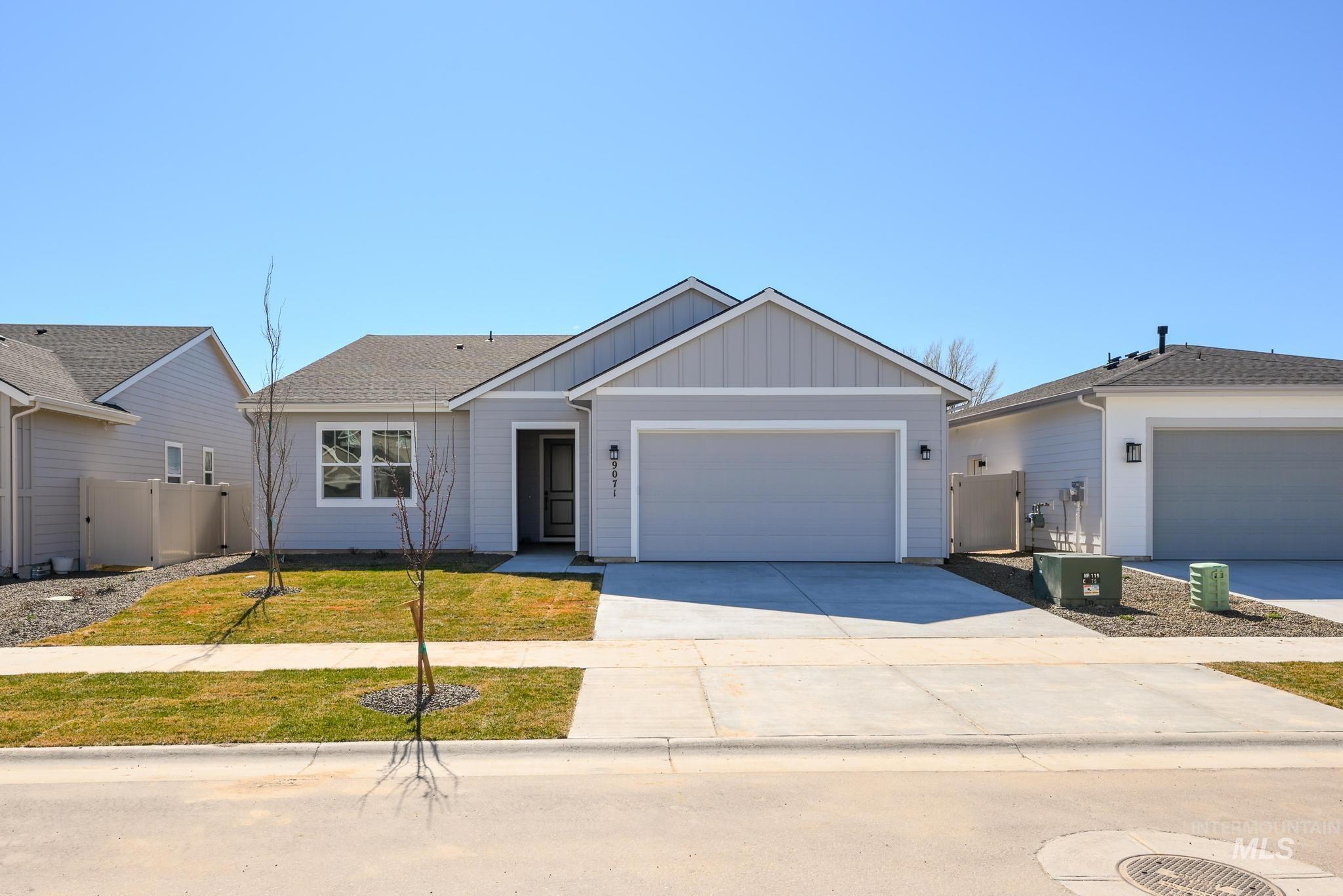 9071 W Moon River Dr, Star, Idaho 83669, 3 Bedrooms, 2 Bathrooms, Residential For Sale, Price $545,000,MLS 98974849