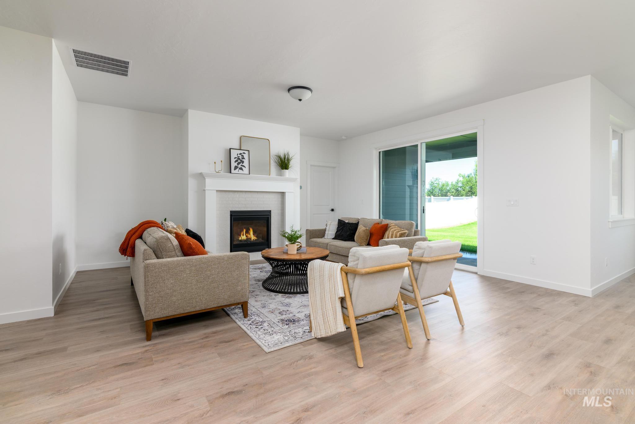 9071 W Moon River Dr, Star, Idaho 83669, 3 Bedrooms, 2 Bathrooms, Residential For Sale, Price $549,000,MLS 98974849