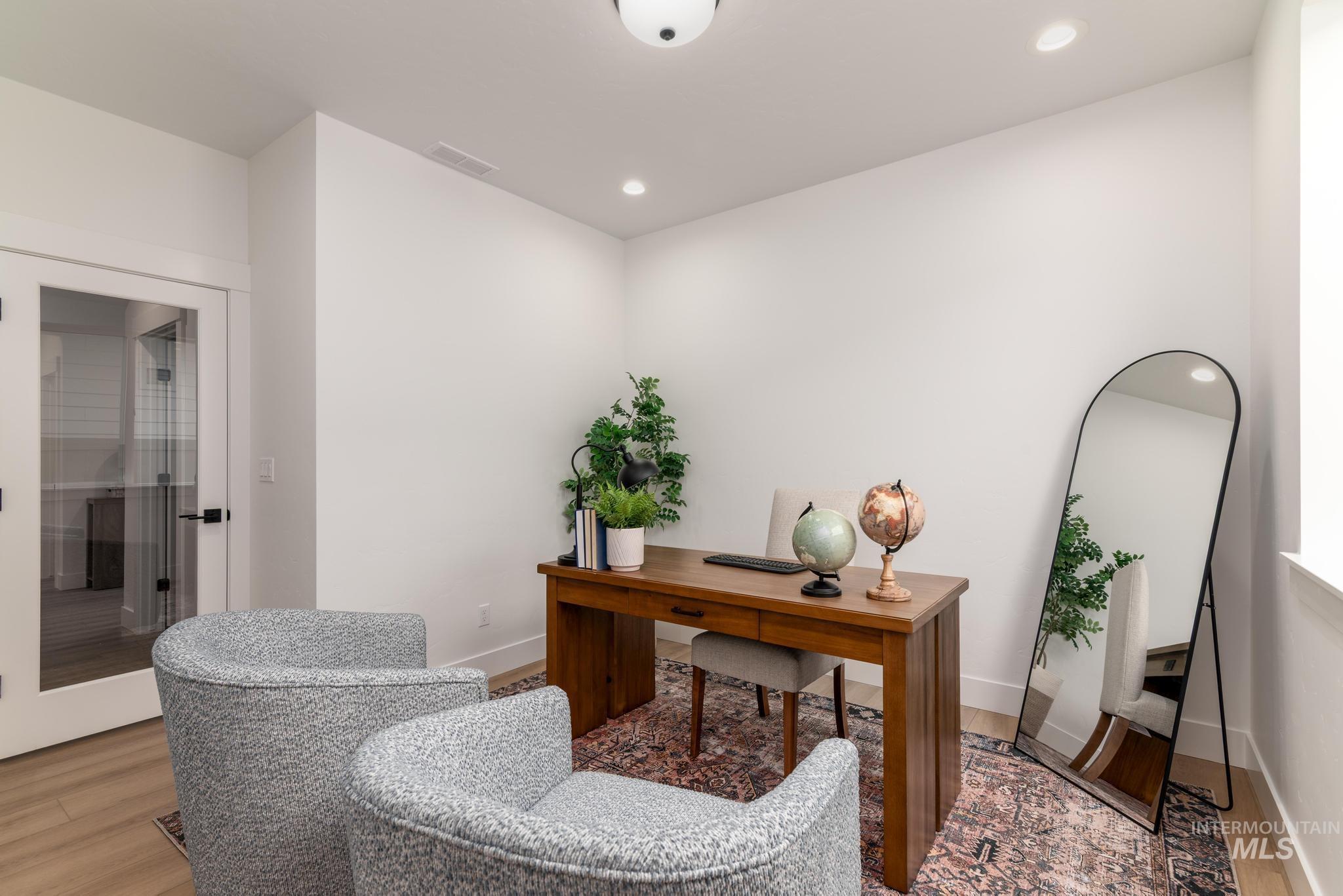 9071 W Moon River Dr, Star, Idaho 83669, 3 Bedrooms, 2 Bathrooms, Residential For Sale, Price $545,000,MLS 98974849