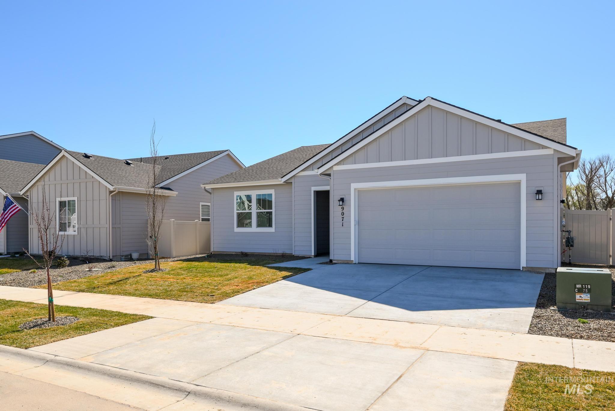 9071 W Moon River Dr, Star, Idaho 83669, 3 Bedrooms, 2 Bathrooms, Residential For Sale, Price $545,000,MLS 98974849