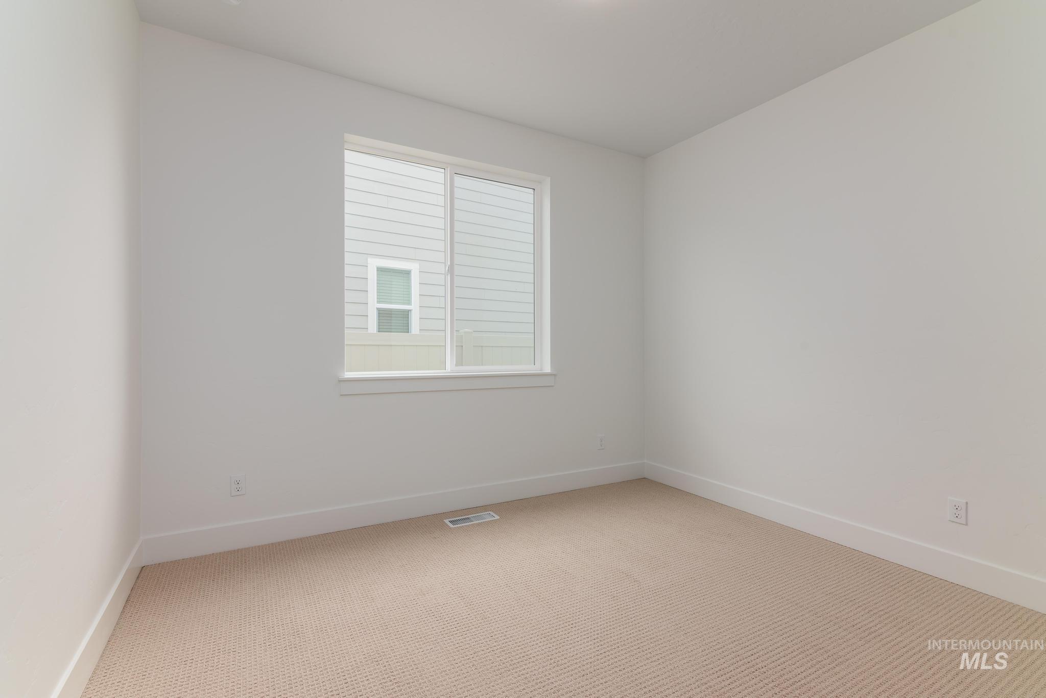 9071 W Moon River Dr, Star, Idaho 83669, 3 Bedrooms, 2 Bathrooms, Residential For Sale, Price $545,000,MLS 98974849