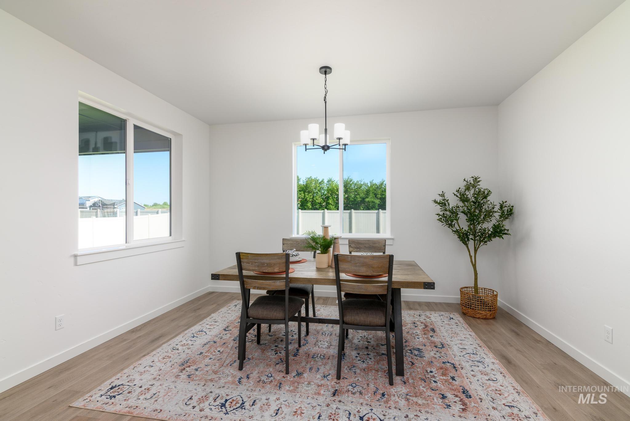 9071 W Moon River Dr, Star, Idaho 83669, 3 Bedrooms, 2 Bathrooms, Residential For Sale, Price $549,000,MLS 98974849