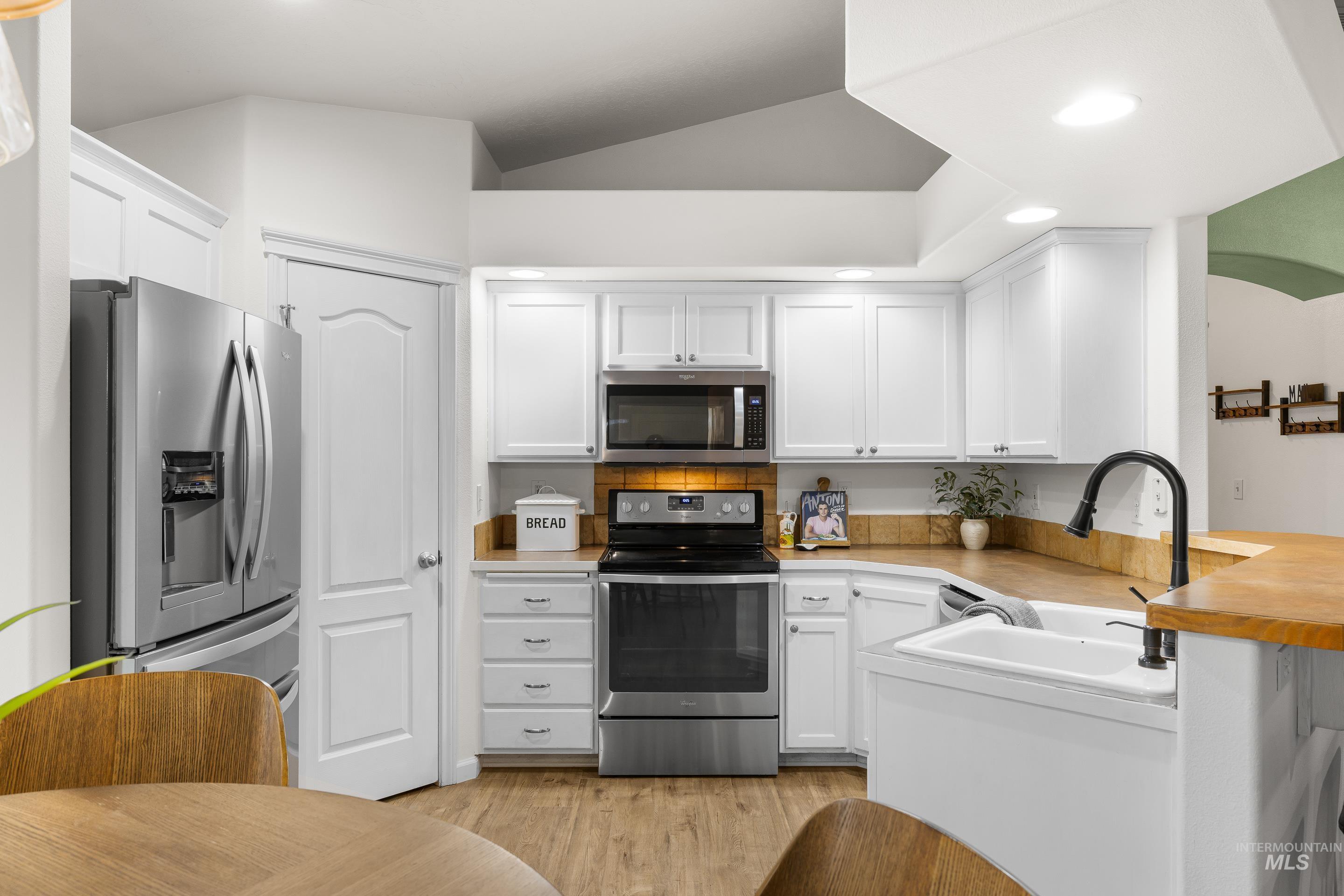 5201 N Toscana Ave, Meridian, Idaho 83642, 4 Bedrooms, 2 Bathrooms, Residential For Sale, Price $434,000,MLS 98974851