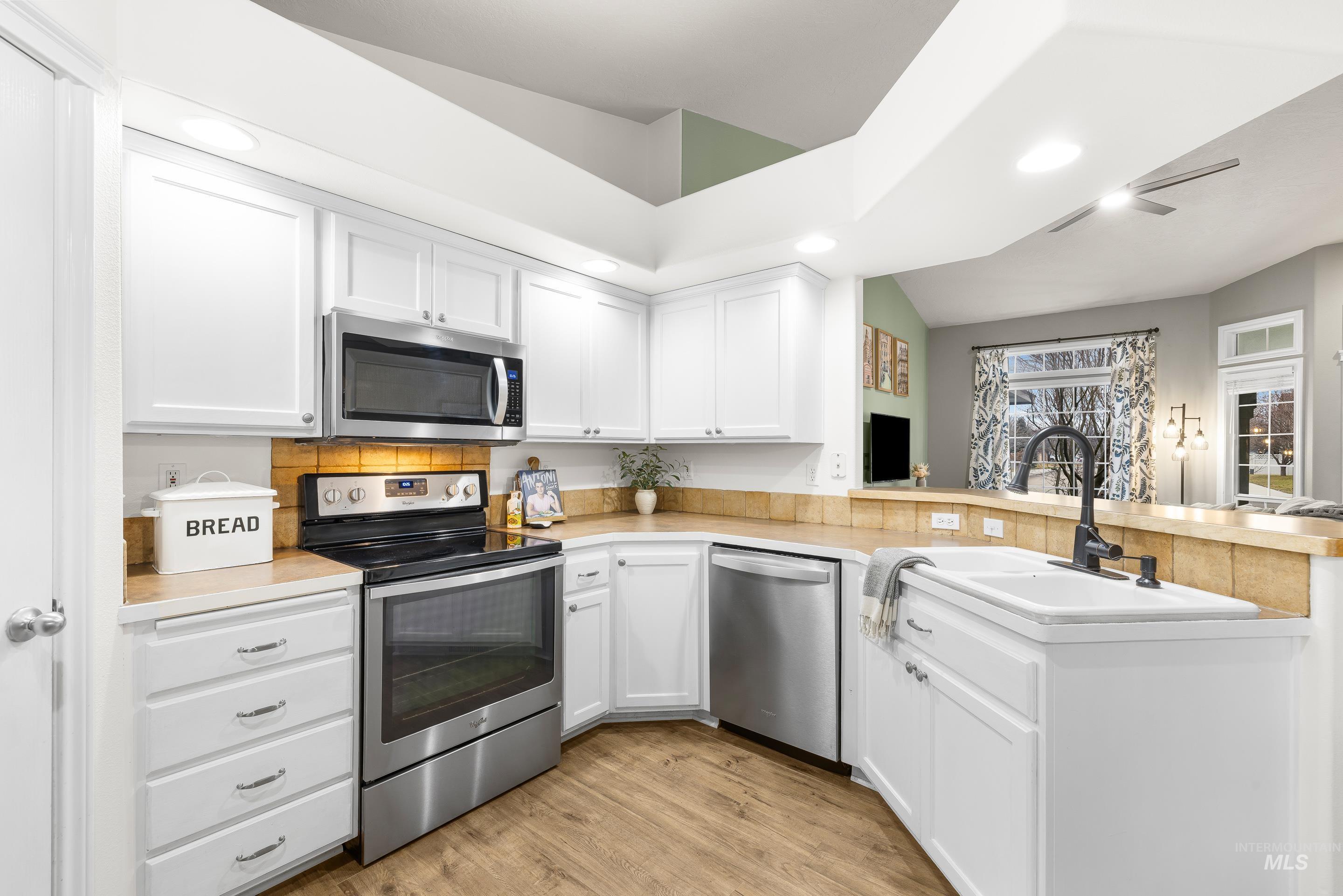 5201 N Toscana Ave, Meridian, Idaho 83642, 4 Bedrooms, 2 Bathrooms, Residential For Sale, Price $434,000,MLS 98974851