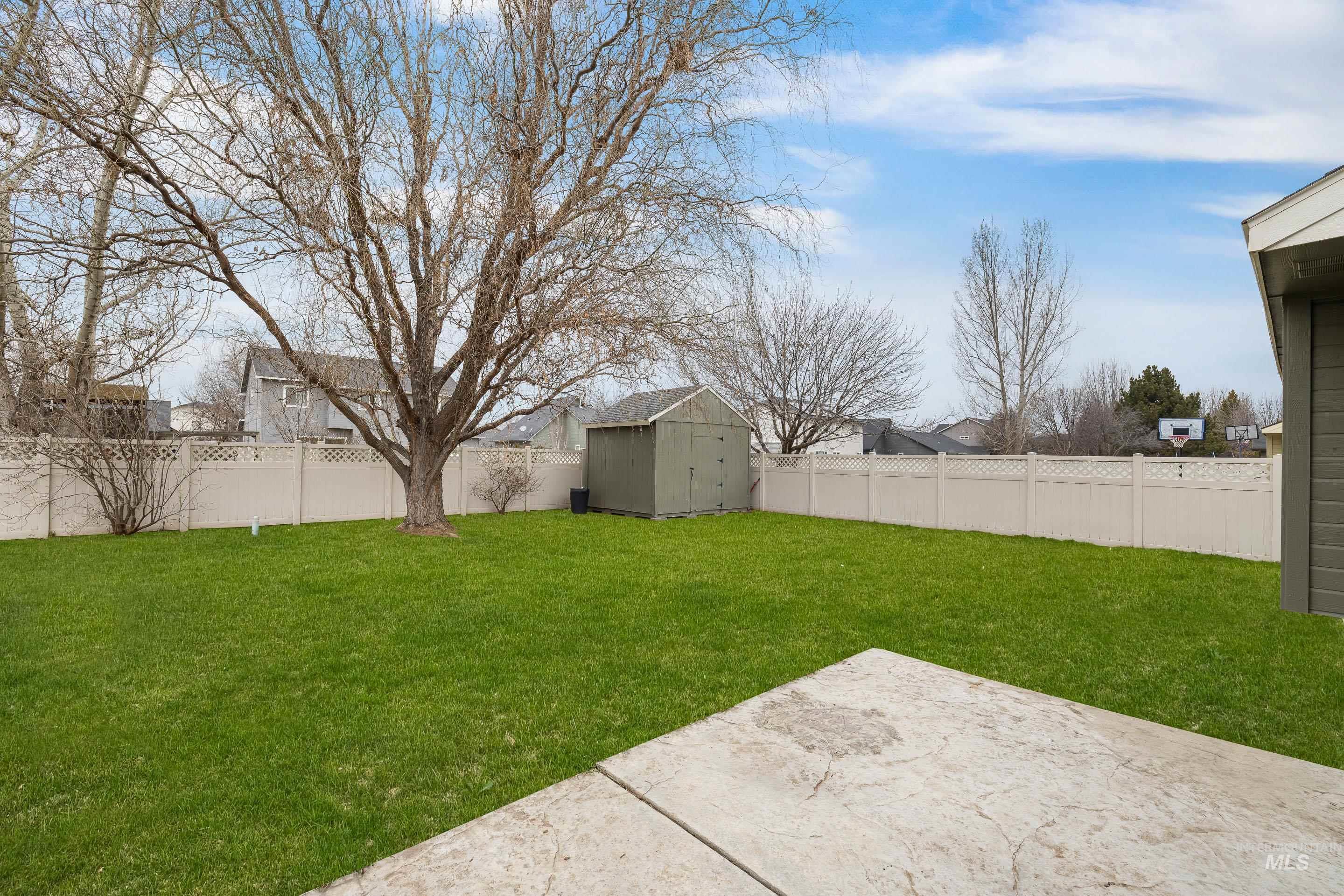 5201 N Toscana Ave, Meridian, Idaho 83642, 4 Bedrooms, 2 Bathrooms, Residential For Sale, Price $434,000,MLS 98974851