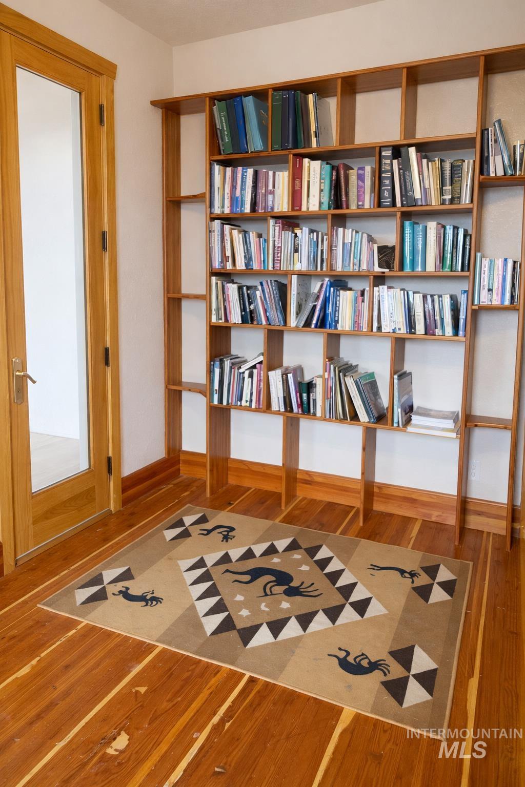 2050 E Medicine Wheel Ln, King Hill, Idaho 83633, 4 Bedrooms, 4 Bathrooms, Farm & Ranch For Sale, Price $1,500,000,MLS 98974852