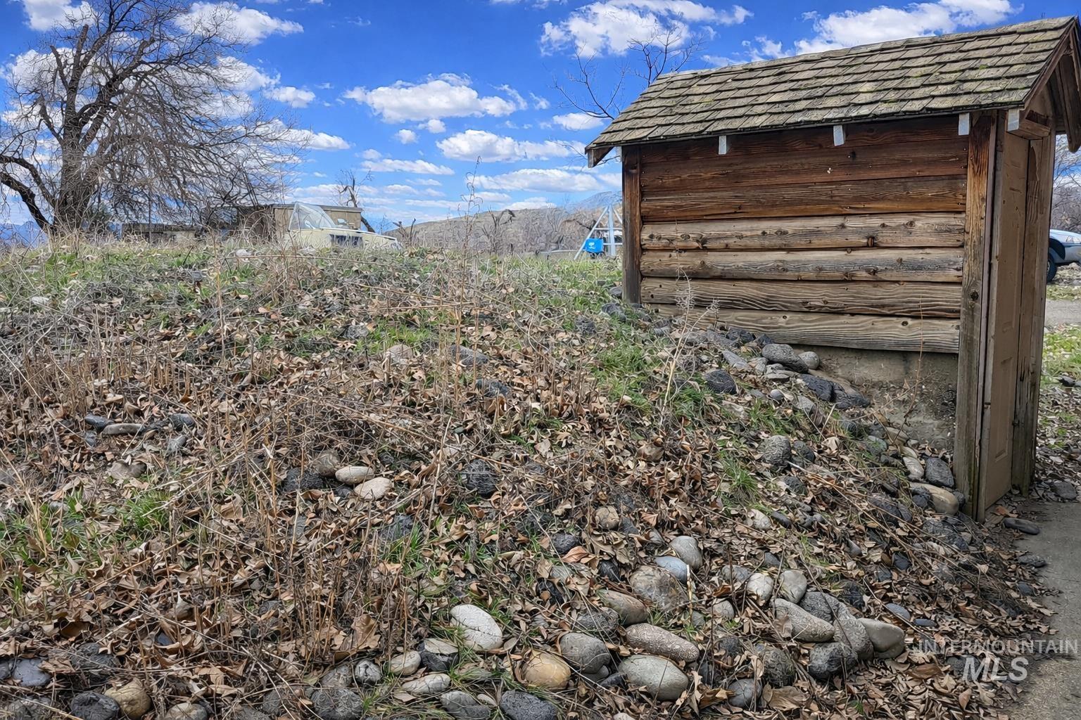 2050 E Medicine Wheel Ln, King Hill, Idaho 83633, 4 Bedrooms, 4 Bathrooms, Farm & Ranch For Sale, Price $1,500,000,MLS 98974852