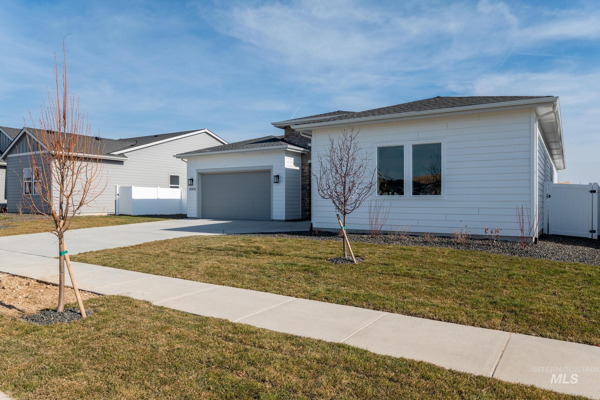 15216 Steel Cloud Ave, Caldwell, Idaho 83607, 4 Bedrooms, 3 Bathrooms, Residential For Sale, Price $589,000,MLS 98974853