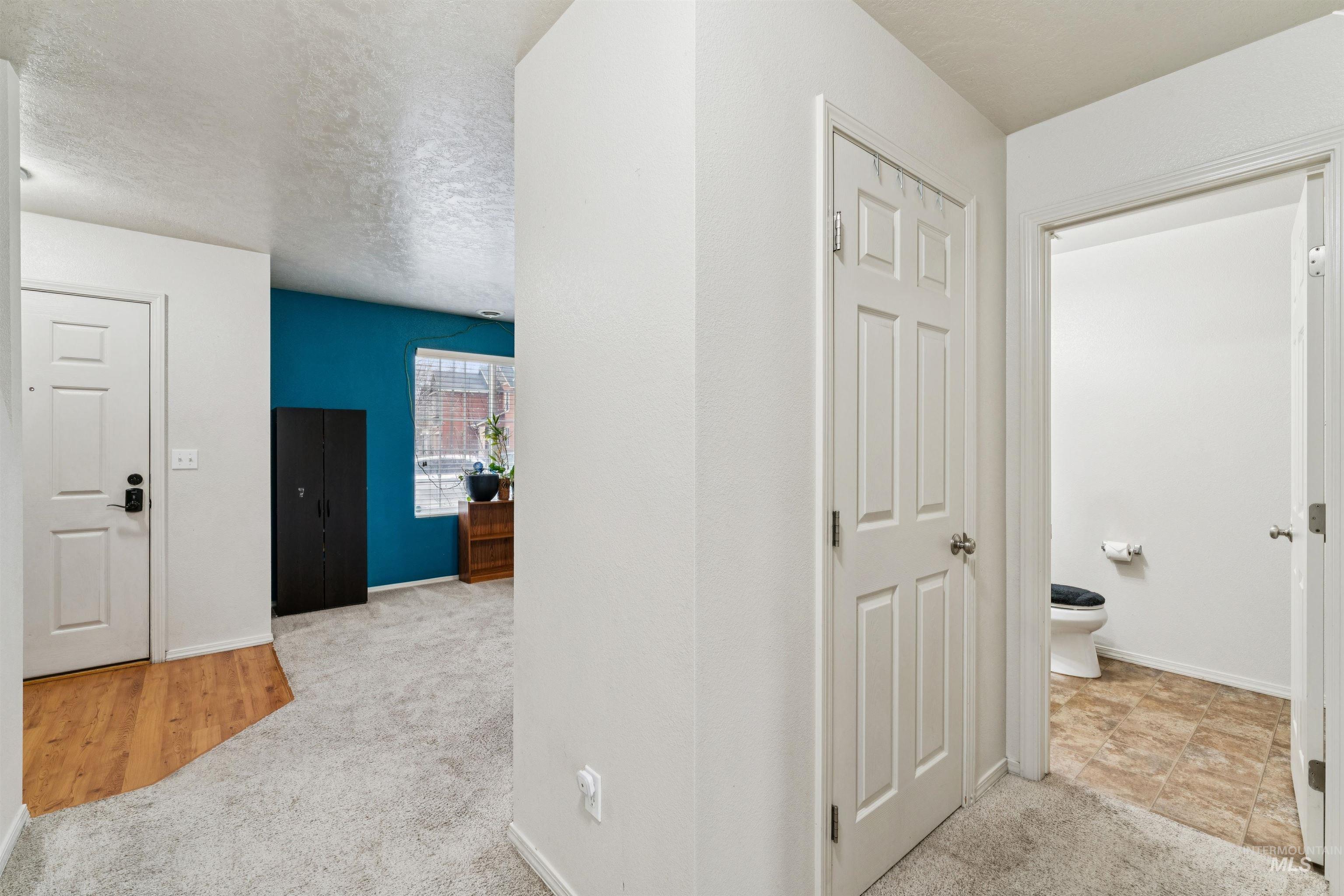 825 W Woodpine St, Meridian, Idaho 83646, 4 Bedrooms, 2.5 Bathrooms, Residential For Sale, Price $485,000,MLS 98974855