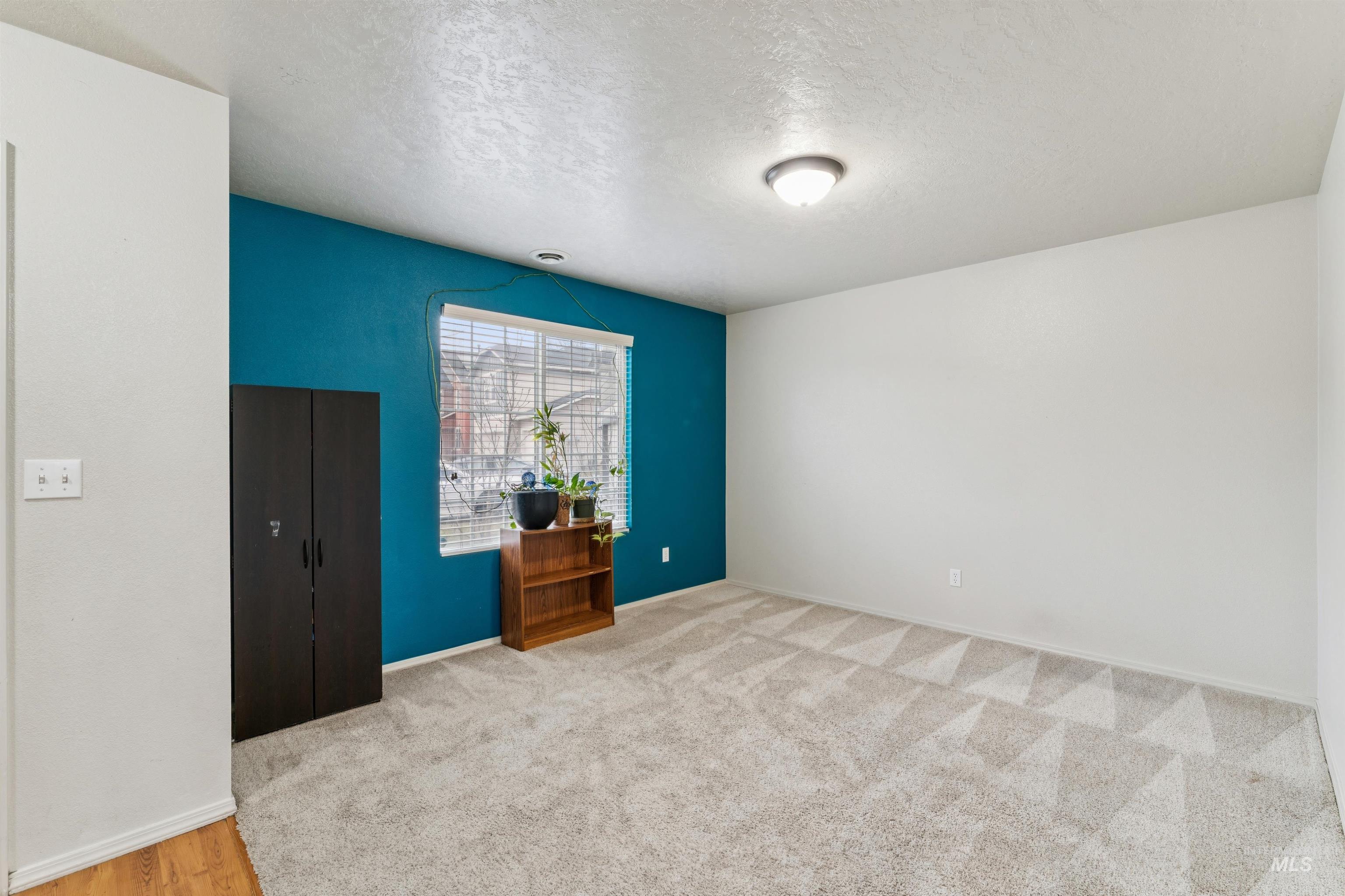 825 W Woodpine St, Meridian, Idaho 83646, 4 Bedrooms, 2.5 Bathrooms, Residential For Sale, Price $485,000, 98974855