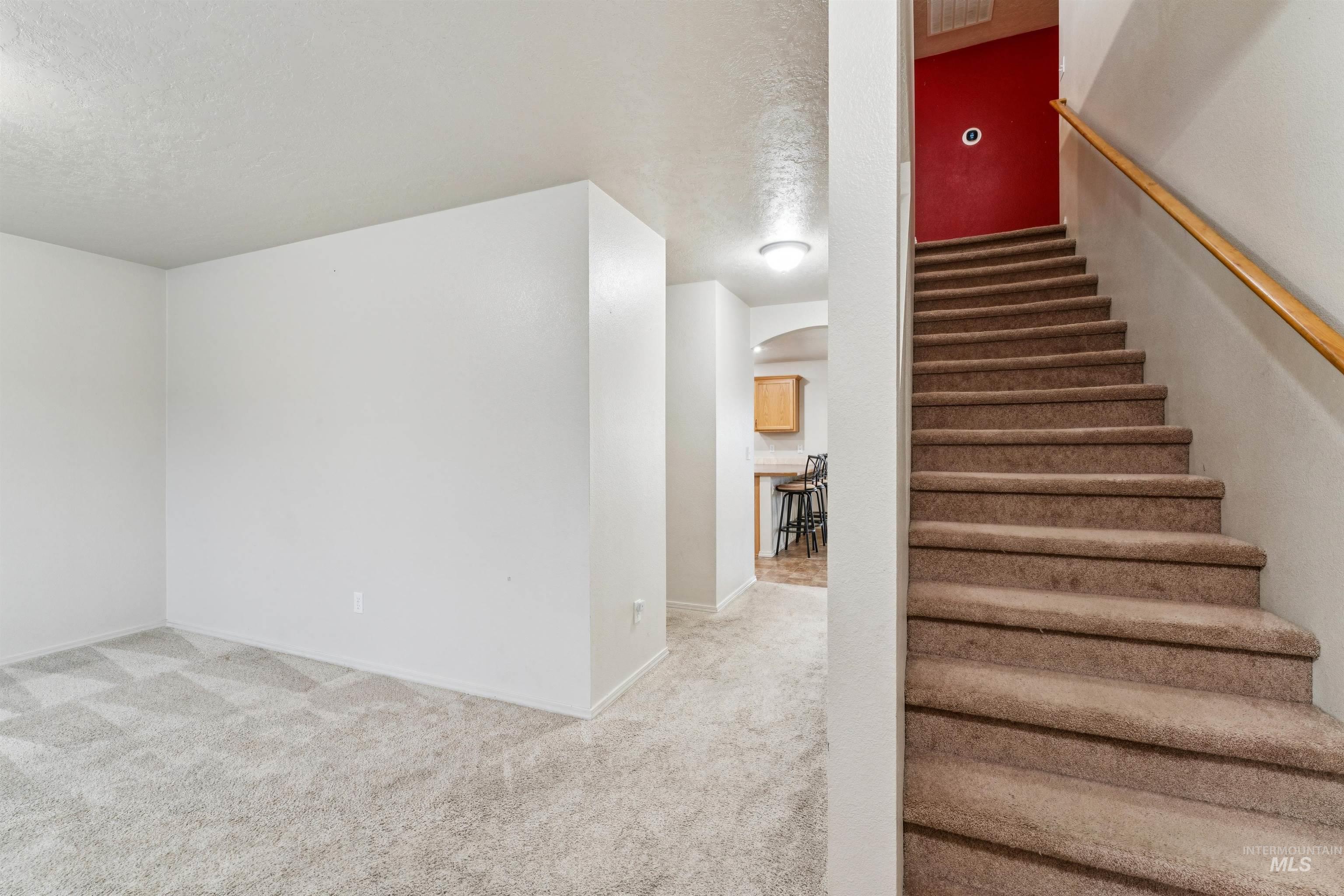 825 W Woodpine St, Meridian, Idaho 83646, 4 Bedrooms, 2.5 Bathrooms, Residential For Sale, Price $485,000,MLS 98974855