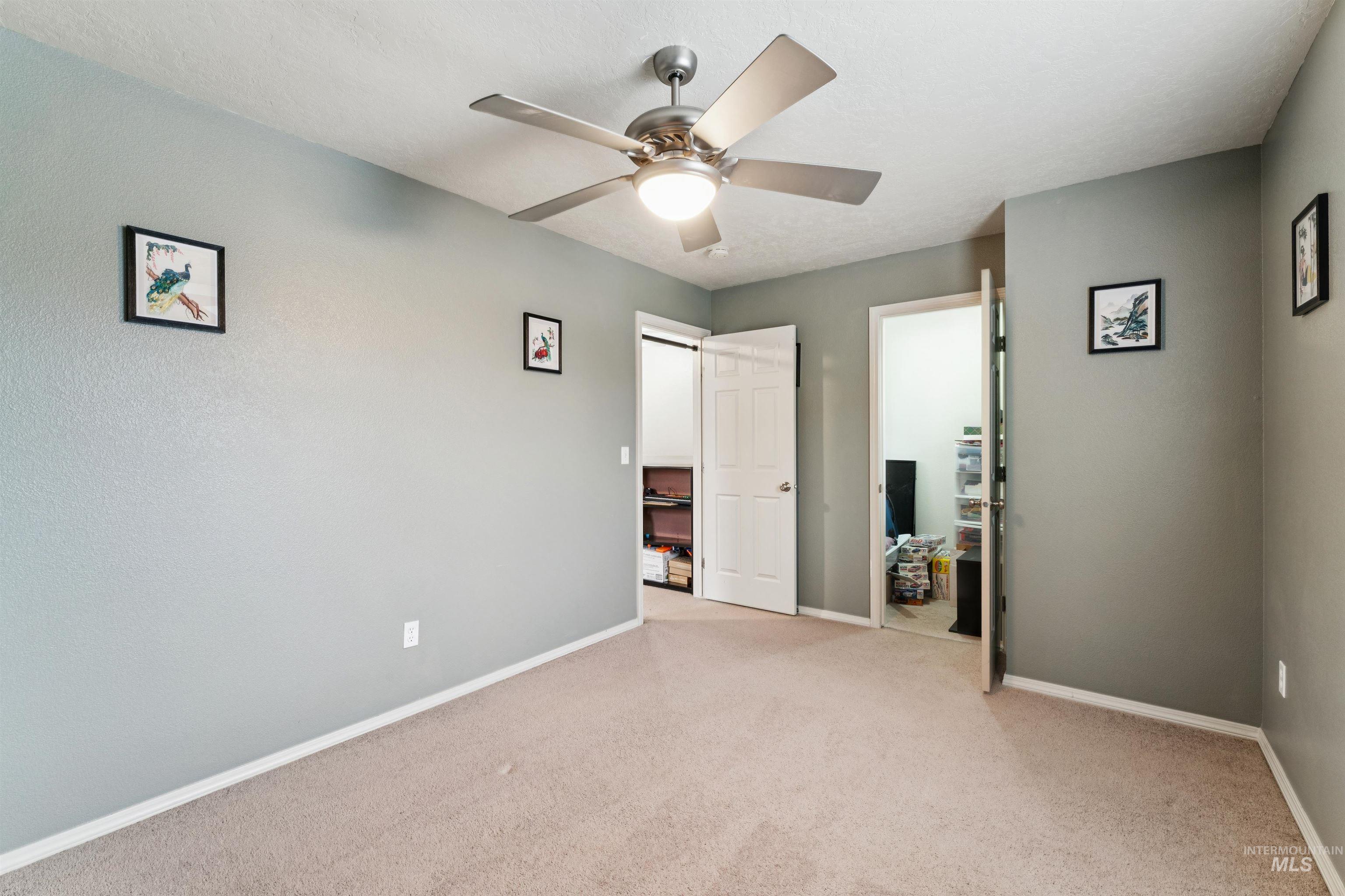 825 W Woodpine St, Meridian, Idaho 83646, 4 Bedrooms, 2.5 Bathrooms, Residential For Sale, Price $485,000, 98974855