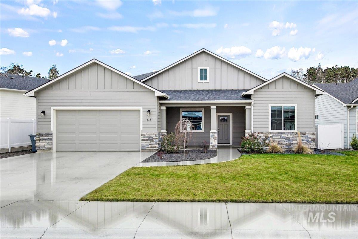 63 S Ravine Way, Nampa, Idaho 83687, 4 Bedrooms, 2 Bathrooms, Residential For Sale, Price $529,000, 98974856