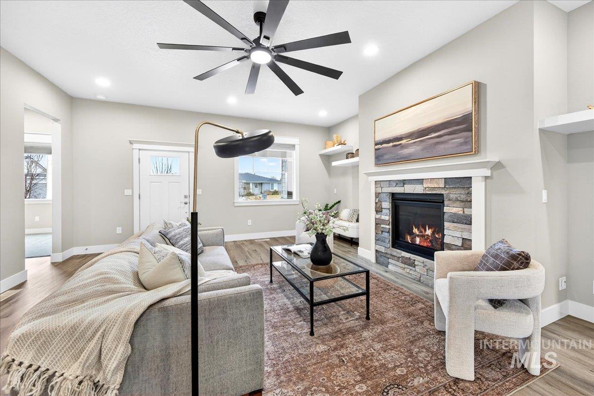 63 S Ravine Way, Nampa, Idaho 83687, 4 Bedrooms, 2 Bathrooms, Residential For Sale, Price $529,000,MLS 98974856