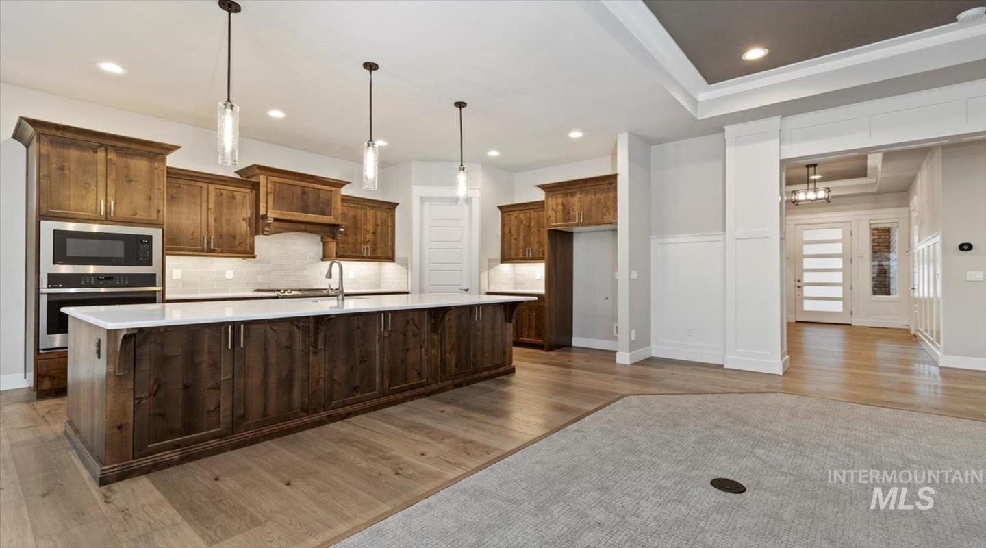 1010 E Tucman Street, Kuna, Idaho 83634, 4 Bedrooms, 3 Bathrooms, Residential For Sale, Price $679,900,MLS 98974857