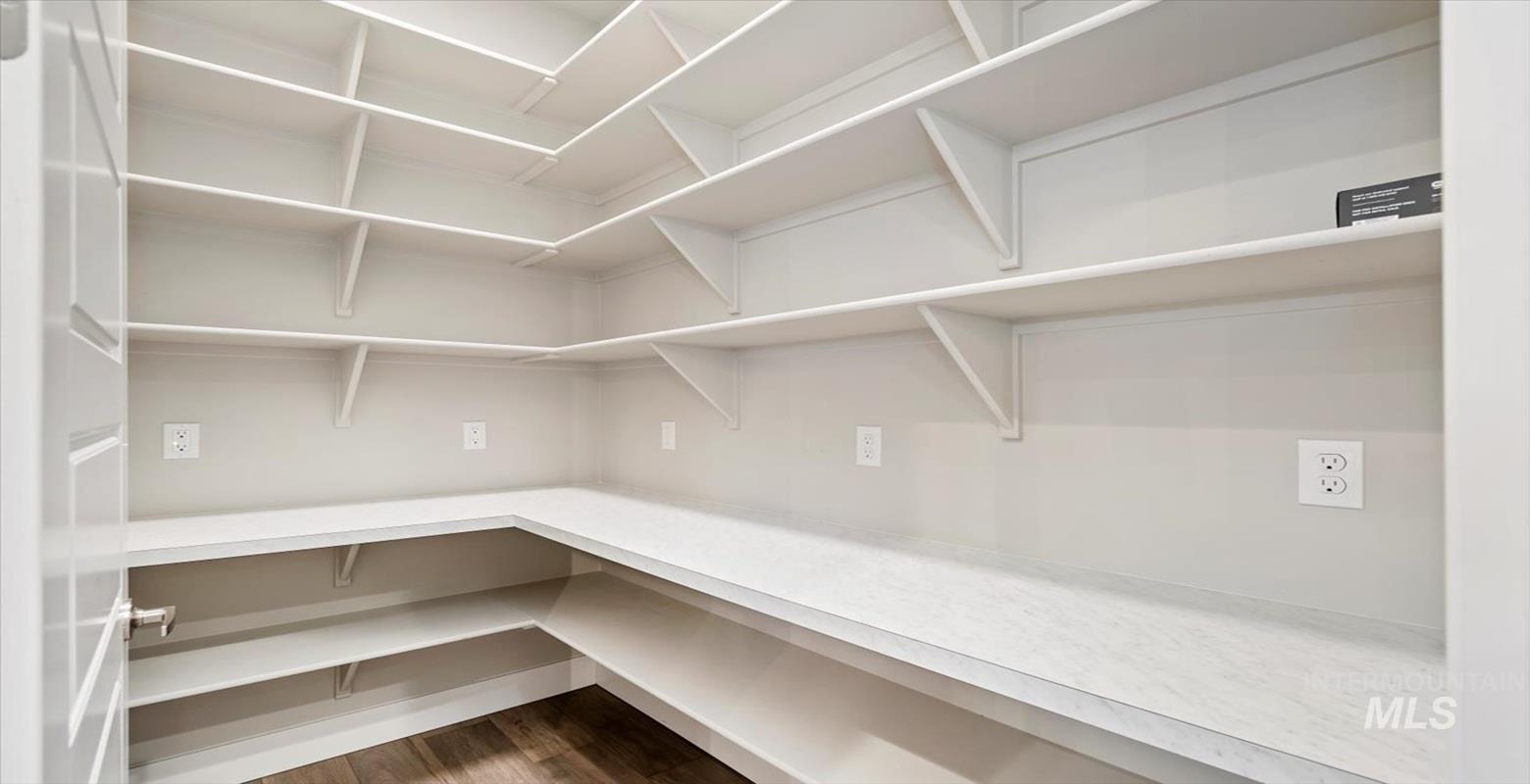 1010 E Tucman Street, Kuna, Idaho 83634, 4 Bedrooms, 3 Bathrooms, Residential For Sale, Price $679,900,MLS 98974857