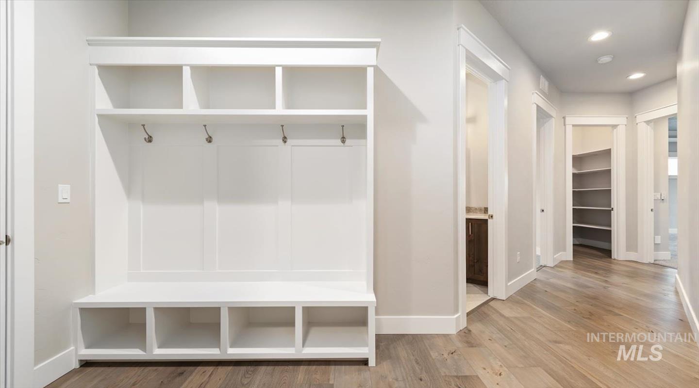 1010 E Tucman Street, Kuna, Idaho 83634, 4 Bedrooms, 3 Bathrooms, Residential For Sale, Price $679,900,MLS 98974857