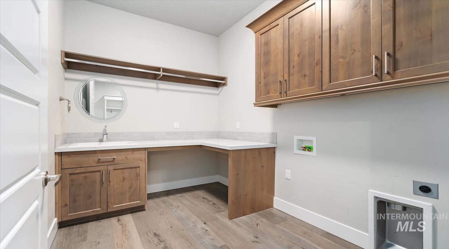 1010 E Tucman Street, Kuna, Idaho 83634, 4 Bedrooms, 3 Bathrooms, Residential For Sale, Price $679,900,MLS 98974857