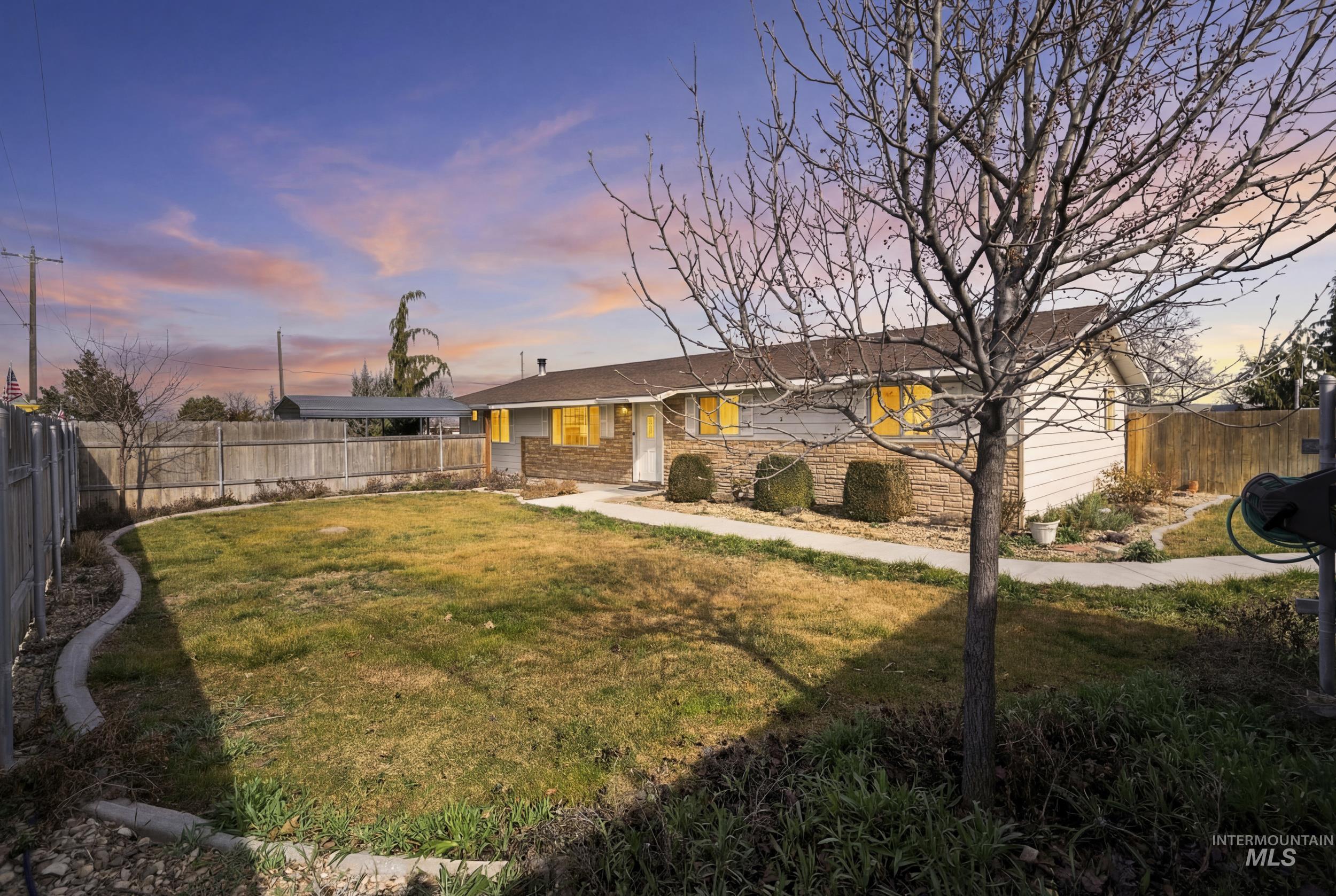 16714 Farmway Rd, Caldwell, Idaho 83607, 3 Bedrooms, 2 Bathrooms, Residential For Sale, Price $400,000, 98974859