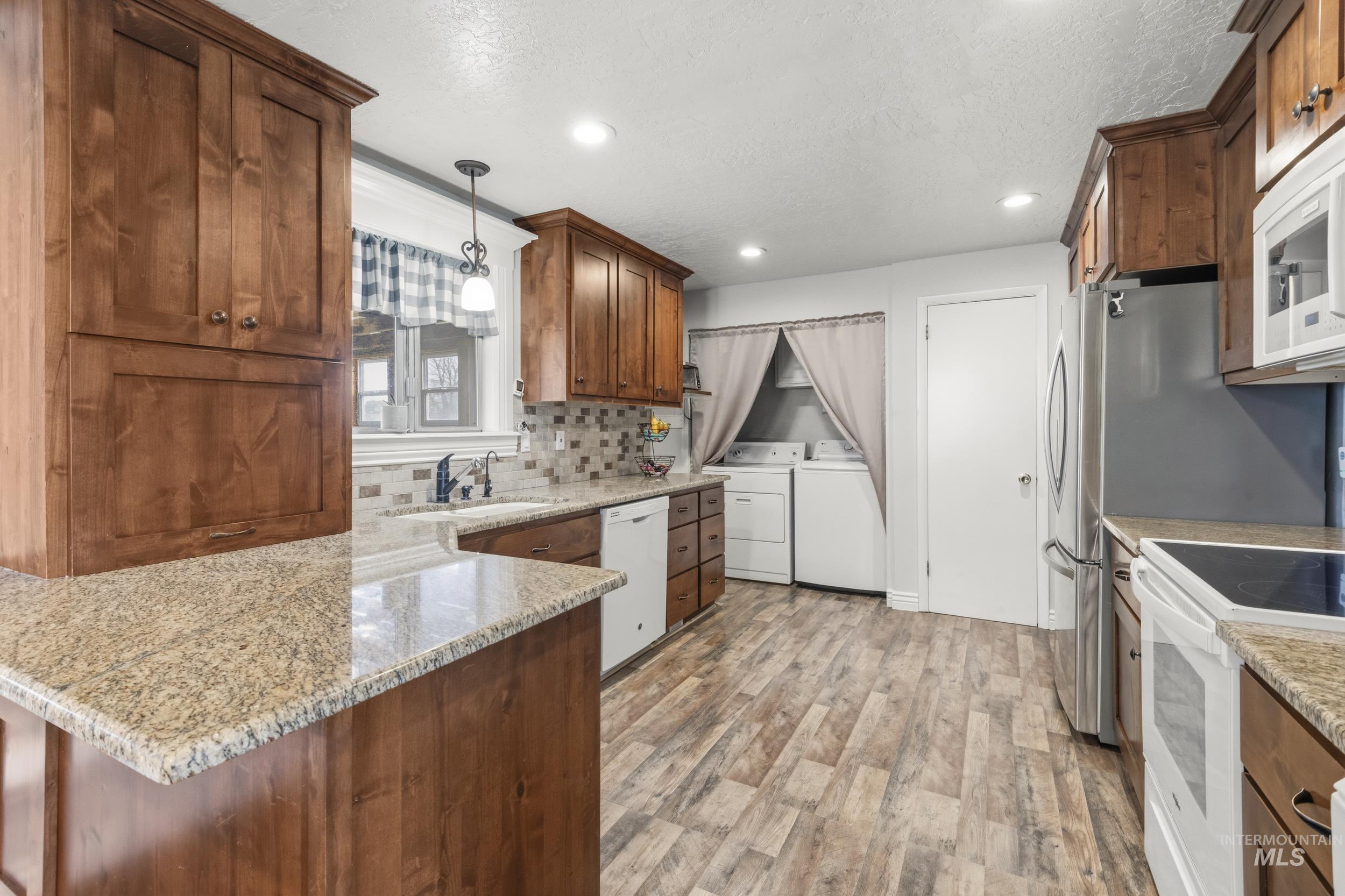 16714 Farmway Rd, Caldwell, Idaho 83607, 3 Bedrooms, 2 Bathrooms, Residential For Sale, Price $400,000, 98974859