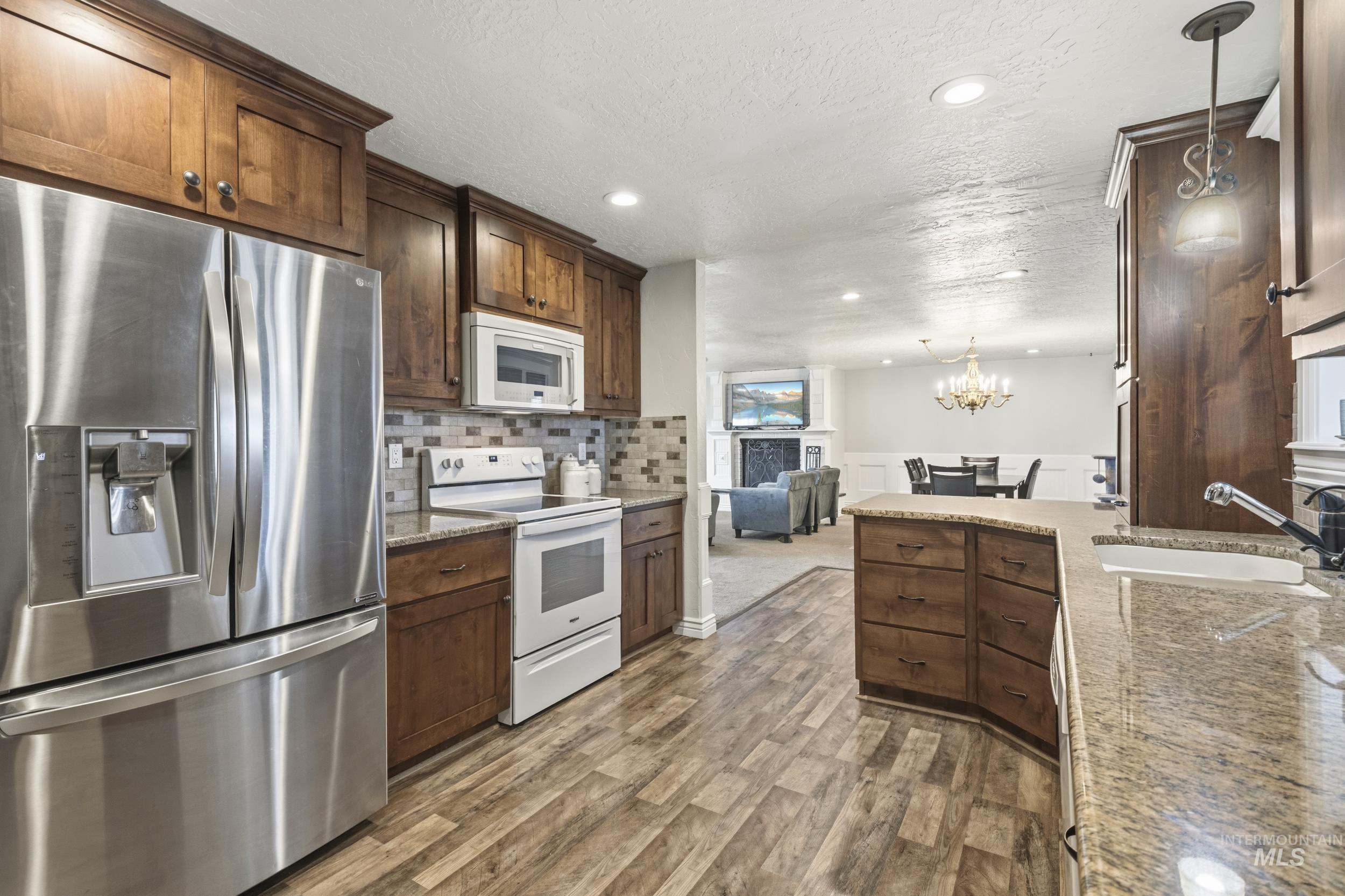 16714 Farmway Rd, Caldwell, Idaho 83607, 3 Bedrooms, 2 Bathrooms, Residential For Sale, Price $400,000, 98974859