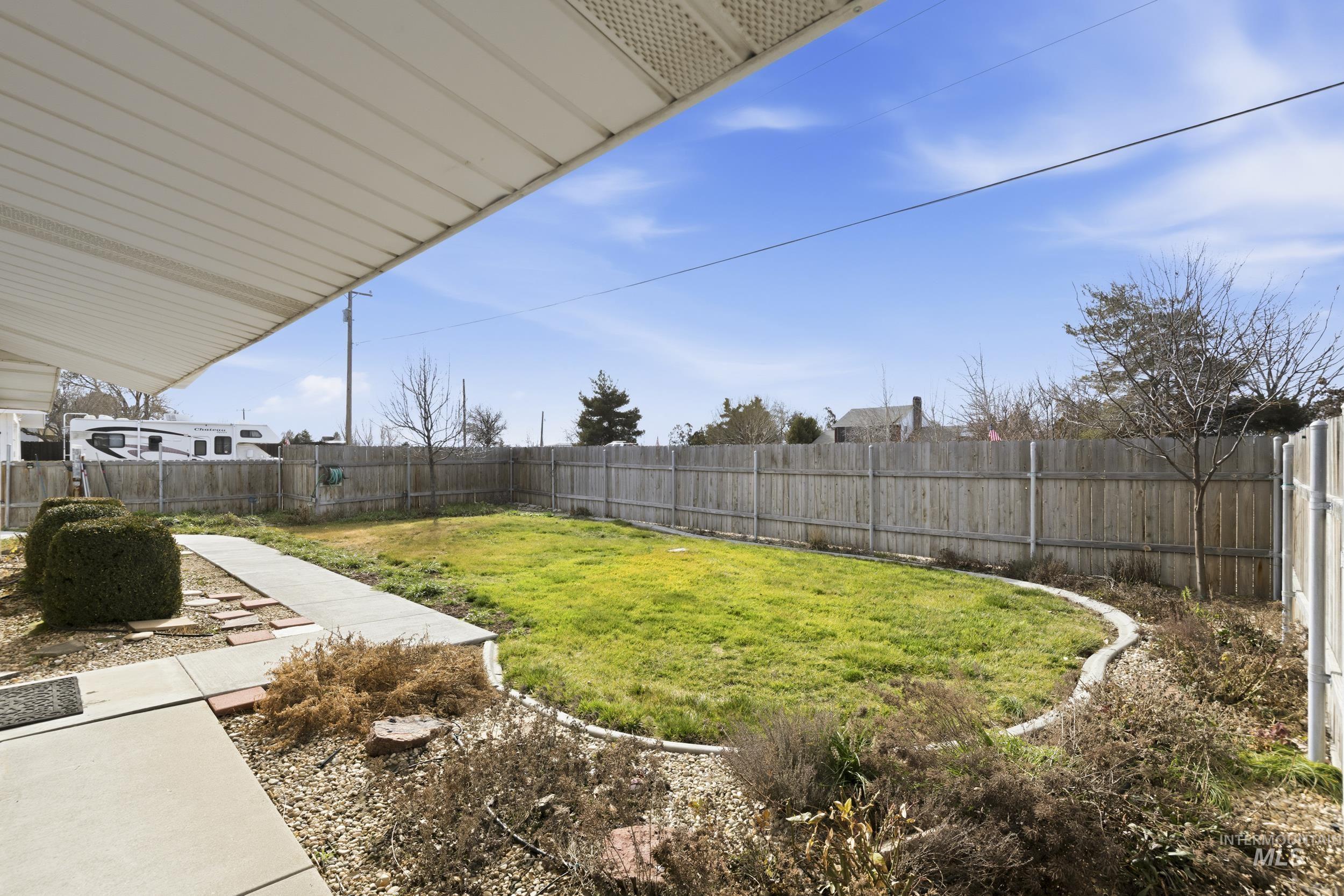 16714 Farmway Rd, Caldwell, Idaho 83607, 3 Bedrooms, 2 Bathrooms, Residential For Sale, Price $400,000, 98974859