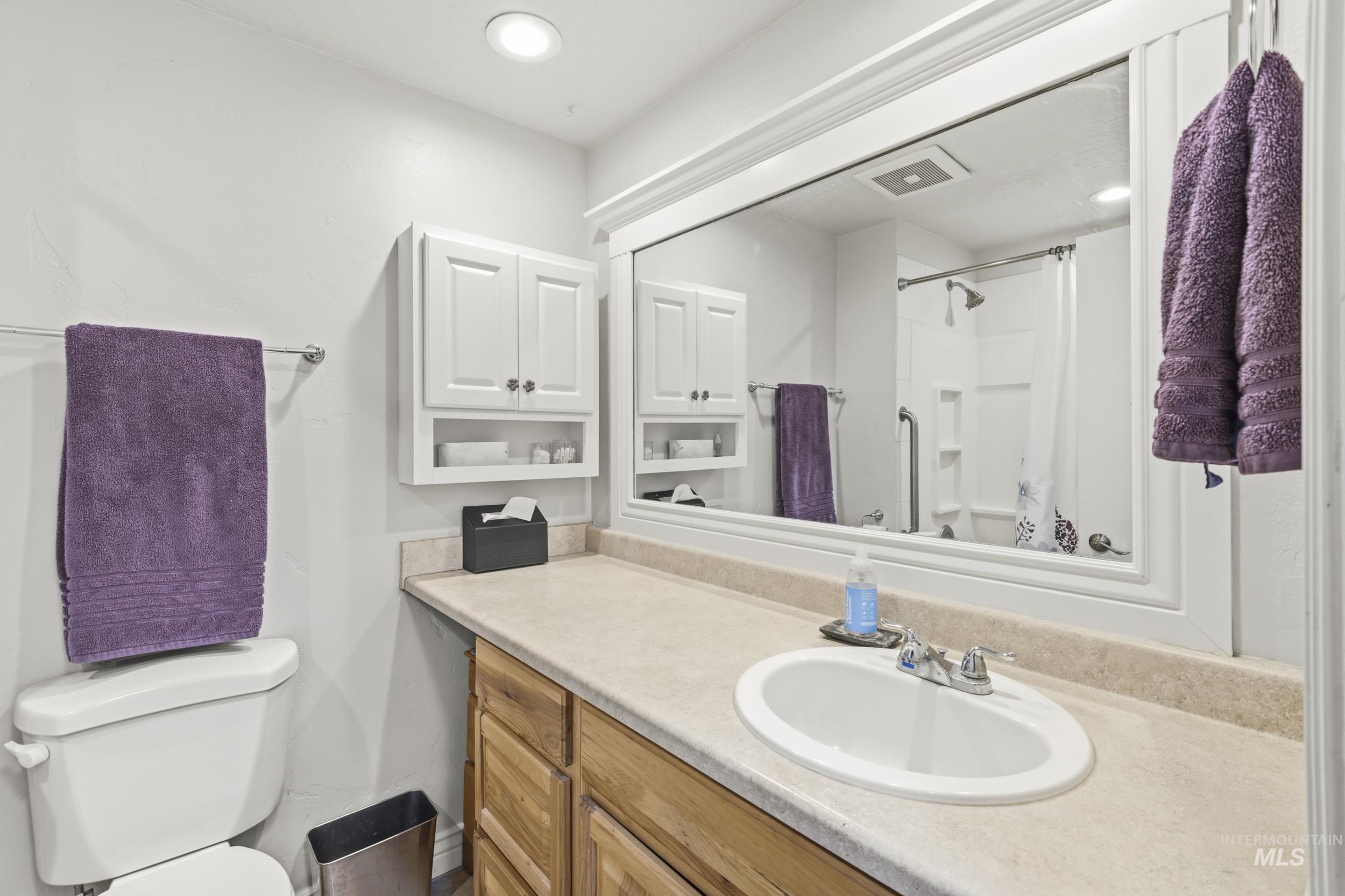 16714 Farmway Rd, Caldwell, Idaho 83607, 3 Bedrooms, 2 Bathrooms, Residential For Sale, Price $400,000, 98974859