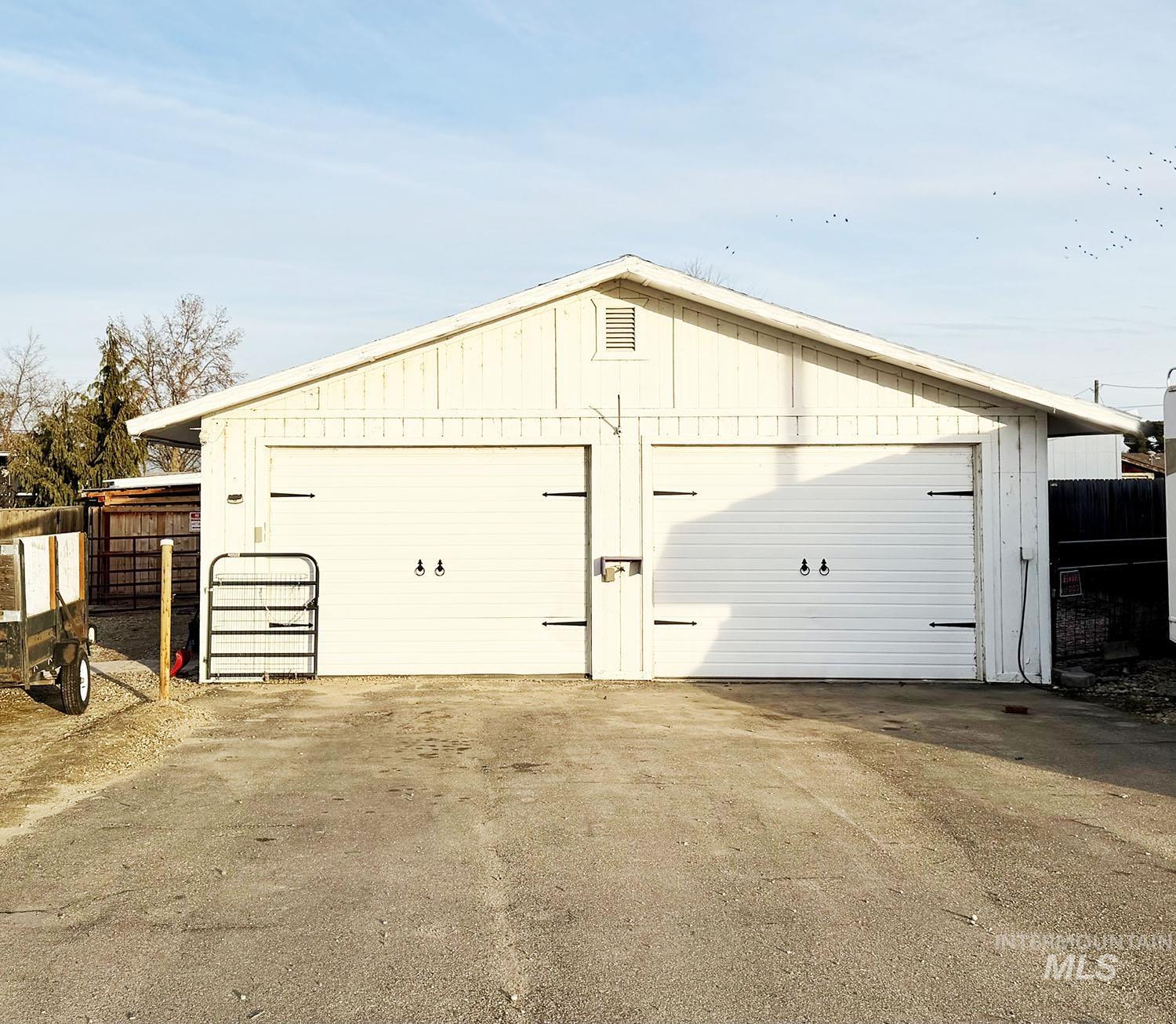 16714 Farmway Rd, Caldwell, Idaho 83607, 3 Bedrooms, 2 Bathrooms, Residential For Sale, Price $400,000, 98974859