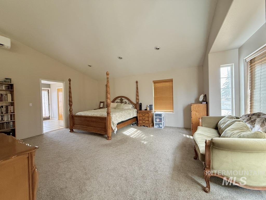 627 S C Street, Grangeville, Idaho 83530, 5 Bedrooms, 3 Bathrooms, Residential For Sale, Price $515,000,MLS 98974865