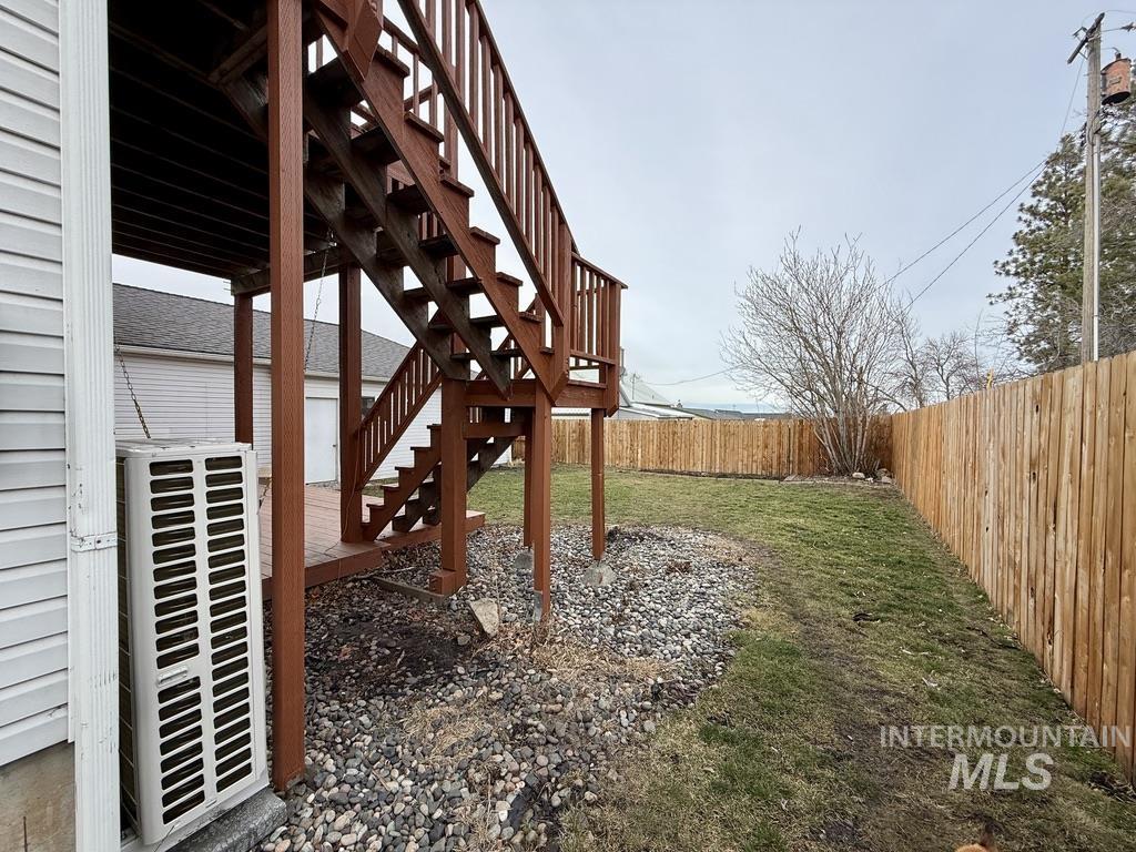 627 S C Street, Grangeville, Idaho 83530, 5 Bedrooms, 3 Bathrooms, Residential For Sale, Price $515,000,MLS 98974865