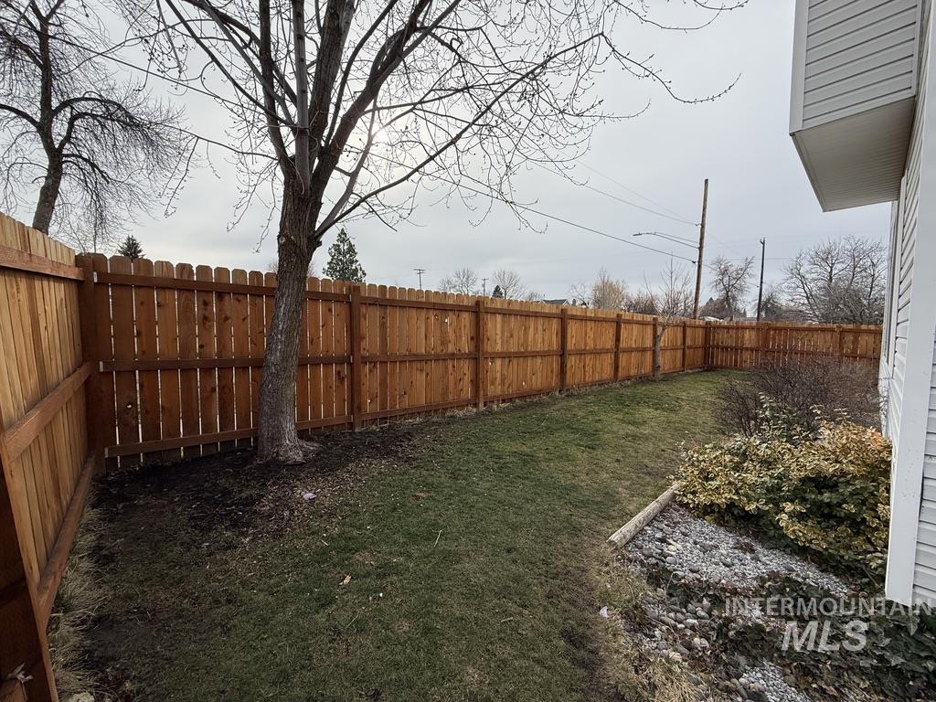 627 S C Street, Grangeville, Idaho 83530, 5 Bedrooms, 3 Bathrooms, Residential For Sale, Price $515,000,MLS 98974865