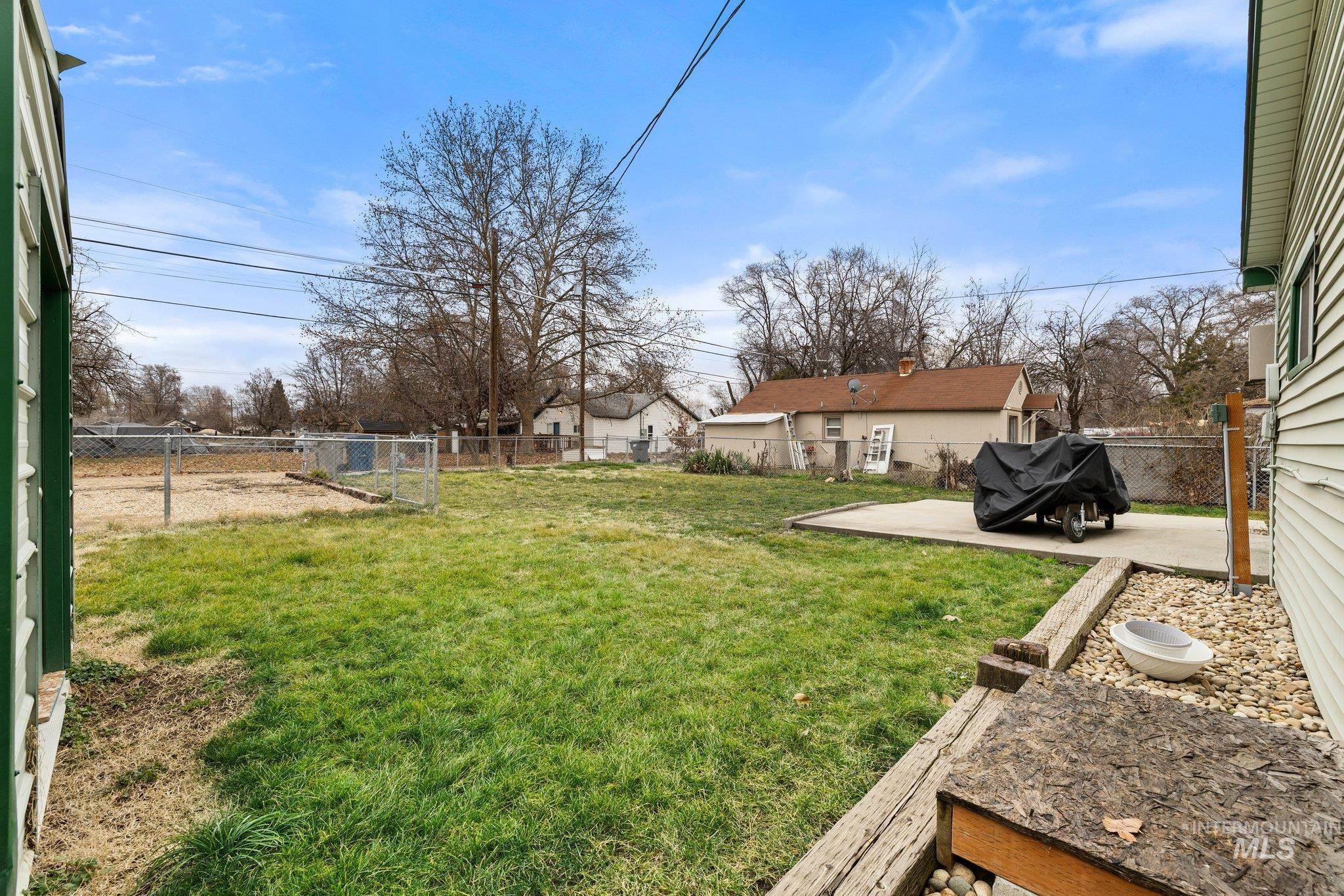 1317 N Arthur St, Caldwell, Idaho 83605, 3 Bedrooms, 1 Bathroom, Residential For Sale, Price $295,000,MLS 98974866