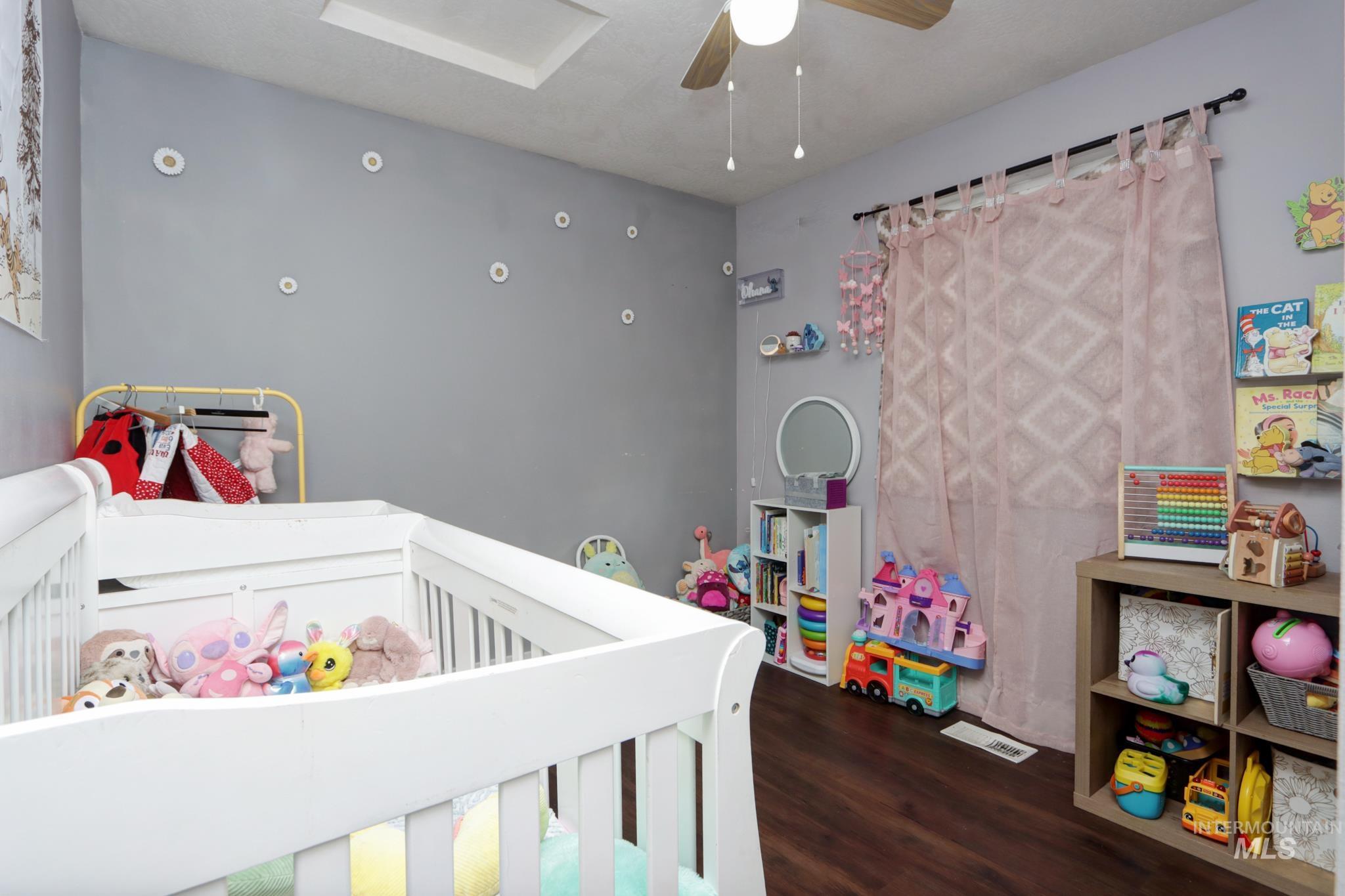 1108 NW 24th Street, Fruitland, Idaho 83619, 3 Bedrooms, 2 Bathrooms, Residential For Sale, Price $339,000,MLS 98974869