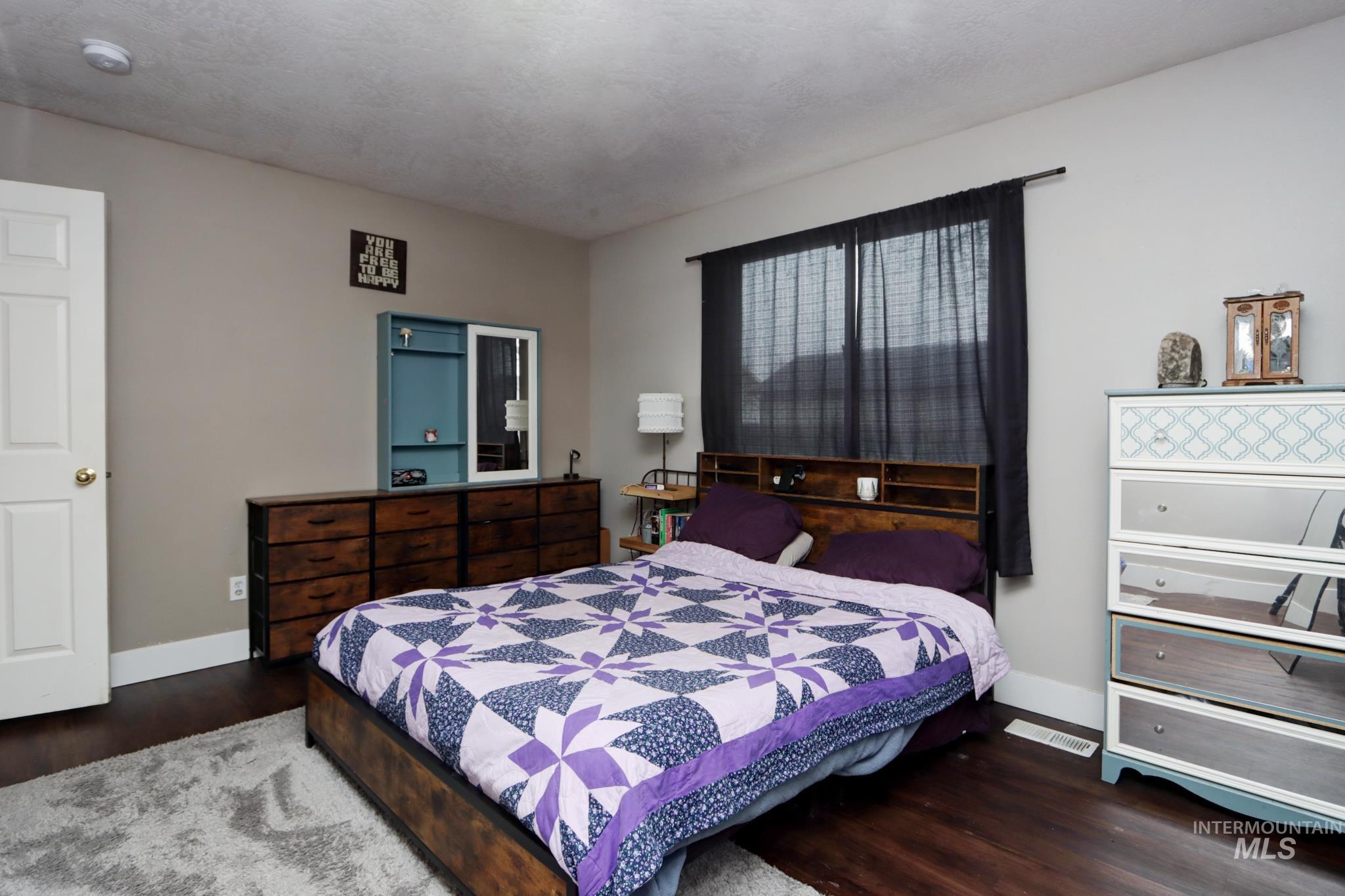 1108 NW 24th Street, Fruitland, Idaho 83619, 3 Bedrooms, 2 Bathrooms, Residential For Sale, Price $339,000,MLS 98974869