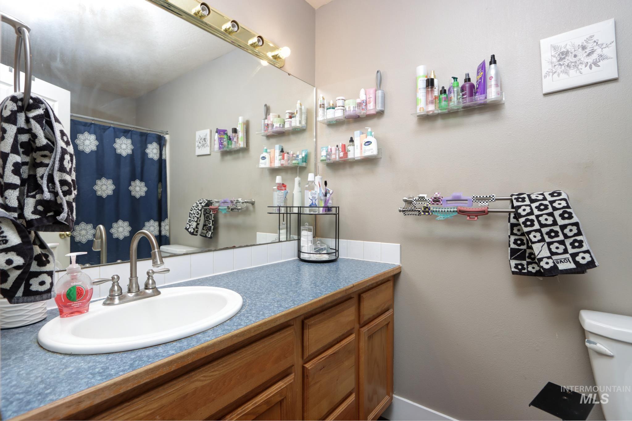 1108 NW 24th Street, Fruitland, Idaho 83619, 3 Bedrooms, 2 Bathrooms, Residential For Sale, Price $339,000,MLS 98974869