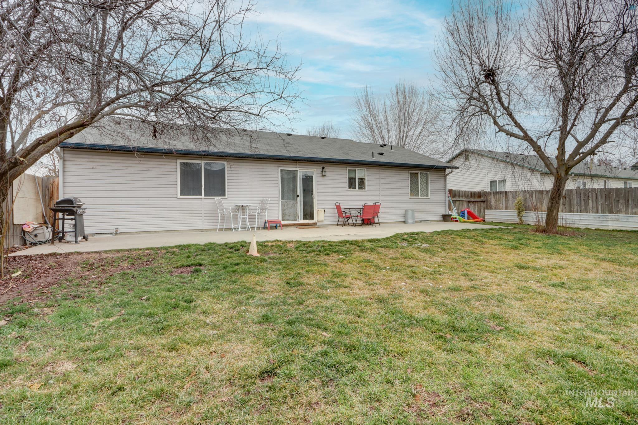 1108 NW 24th Street, Fruitland, Idaho 83619, 3 Bedrooms, 2 Bathrooms, Residential For Sale, Price $339,000,MLS 98974869